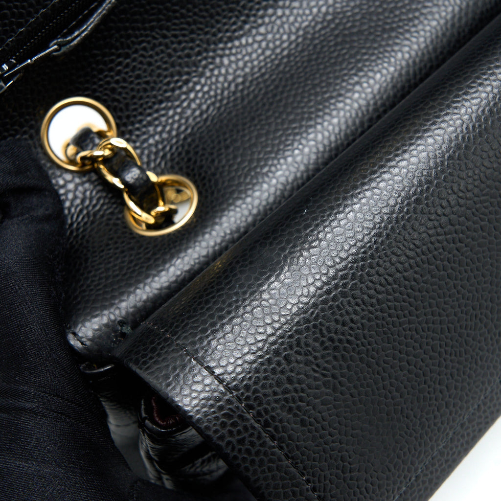 CHANEL MEDIUM CLASSIC DOUBLE FLAP BAG CAVIAR BLACK GHW