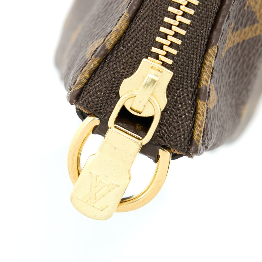 LOUIS VUITTON POCHETTE ACCESSORIES MONOGRAM CANVAS GHW
