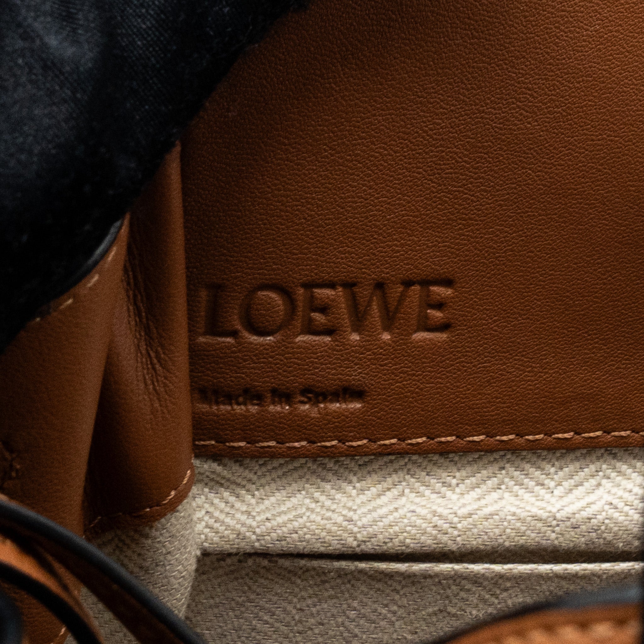 LOEWE MINI HAMMOCK DRAWSTRING BAG CALFSKIN TAN SHW