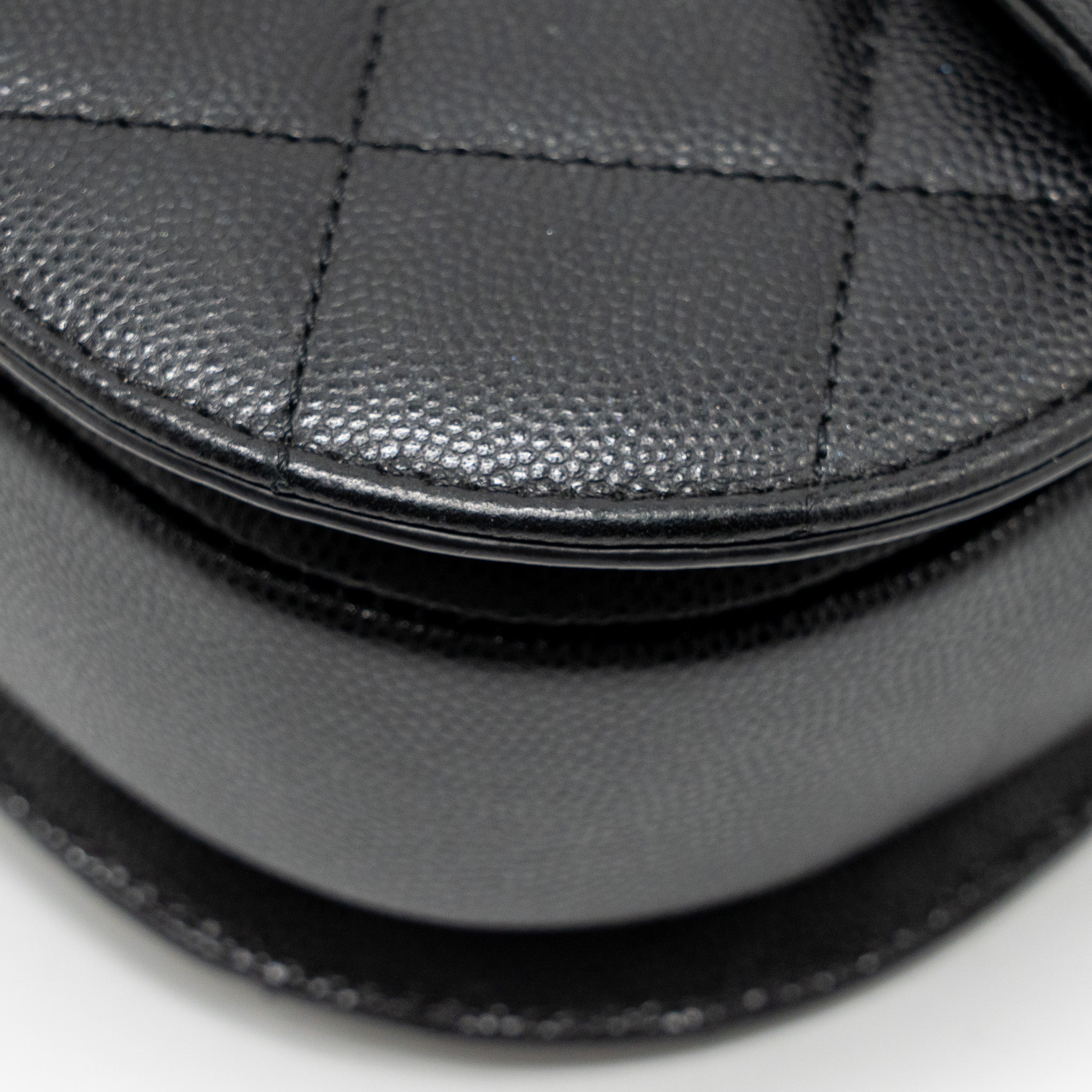 CHANEL 22B ROUND MESSENGER BAG CAVIAR BLACK GHW (MICROCHIP)