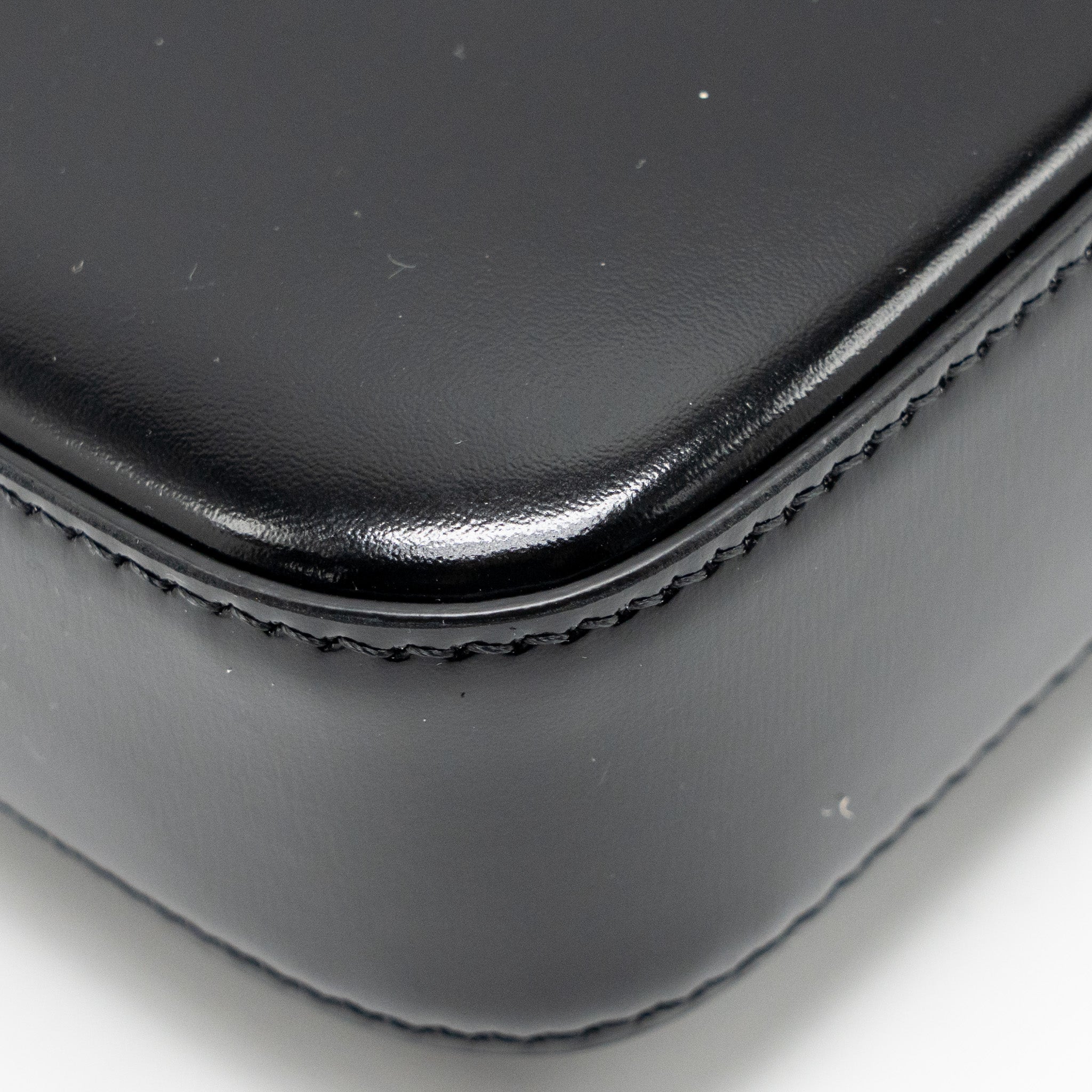 CELINE TRIOMPHE SHOULDER BAG SHINY CALFSKIN BLACK GHW