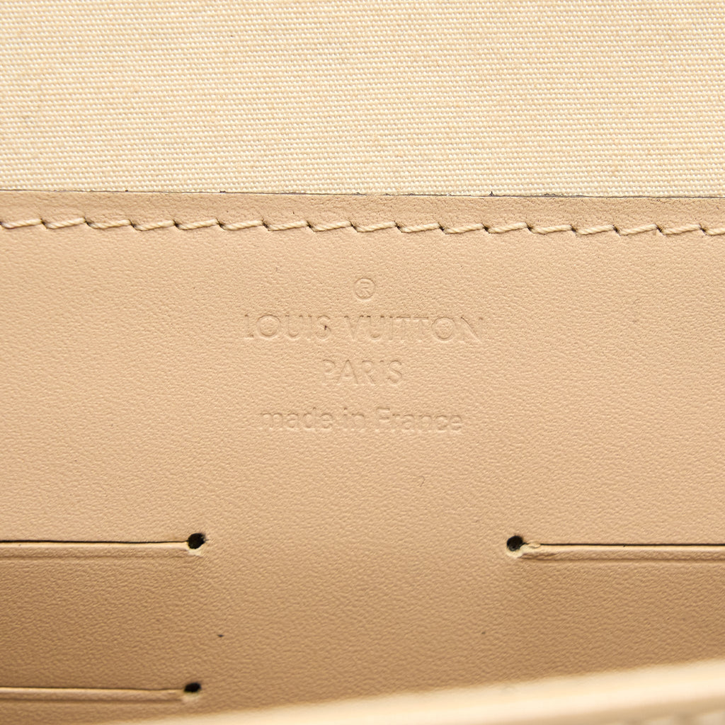 LOUIS VUITTON ANA VERNIS CLUTCH WITH CHAIN PATENT BEIGE GHW