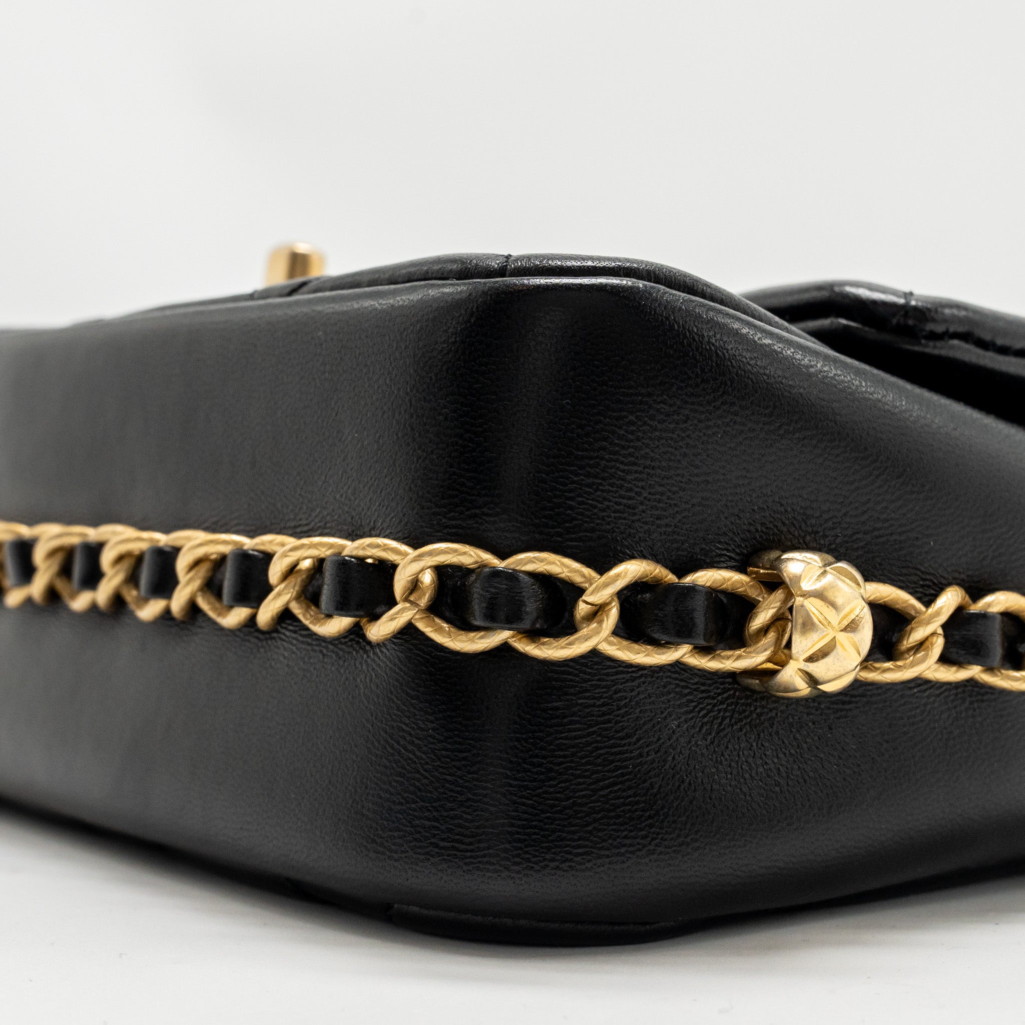 CHANEL 23B MINI FLAP BAG DETAIL CHAIN LAMBSKIN BLACK GHW(MICROCHIP)