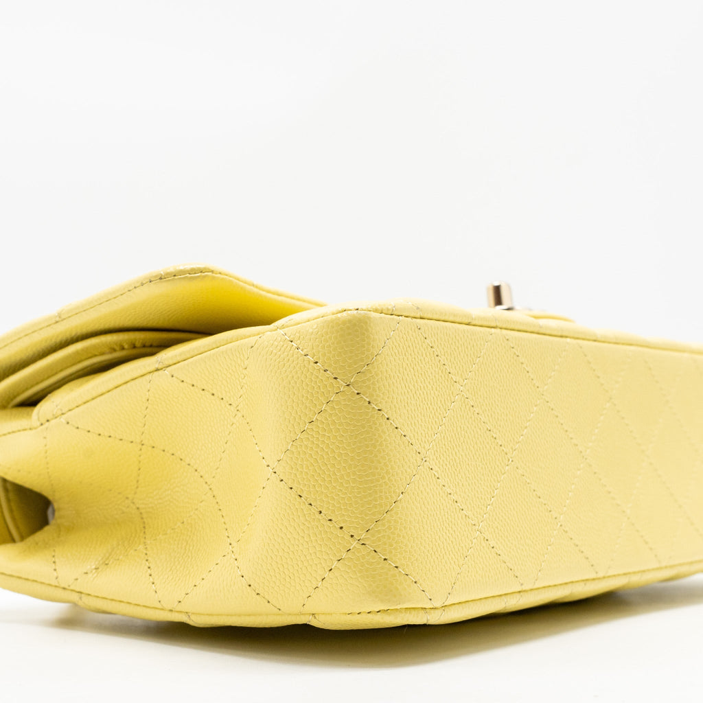 CHANEL MEDIUM CLASSIC DOUBLE FLAP BAG CAVIAR LIGHT YELLOW LGHW