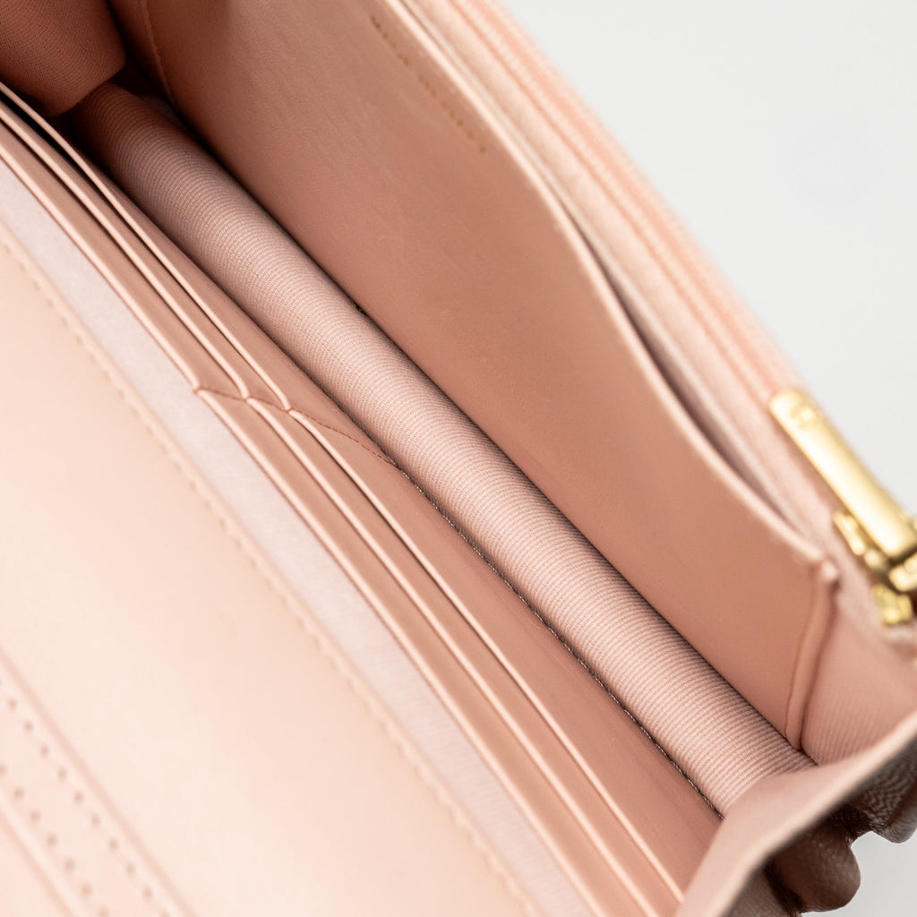CHANEL CAMELLIA TURNLOCK WALLET ON CHAIN CAVIAR LIGHT PINK GHW (MICROCHIP)