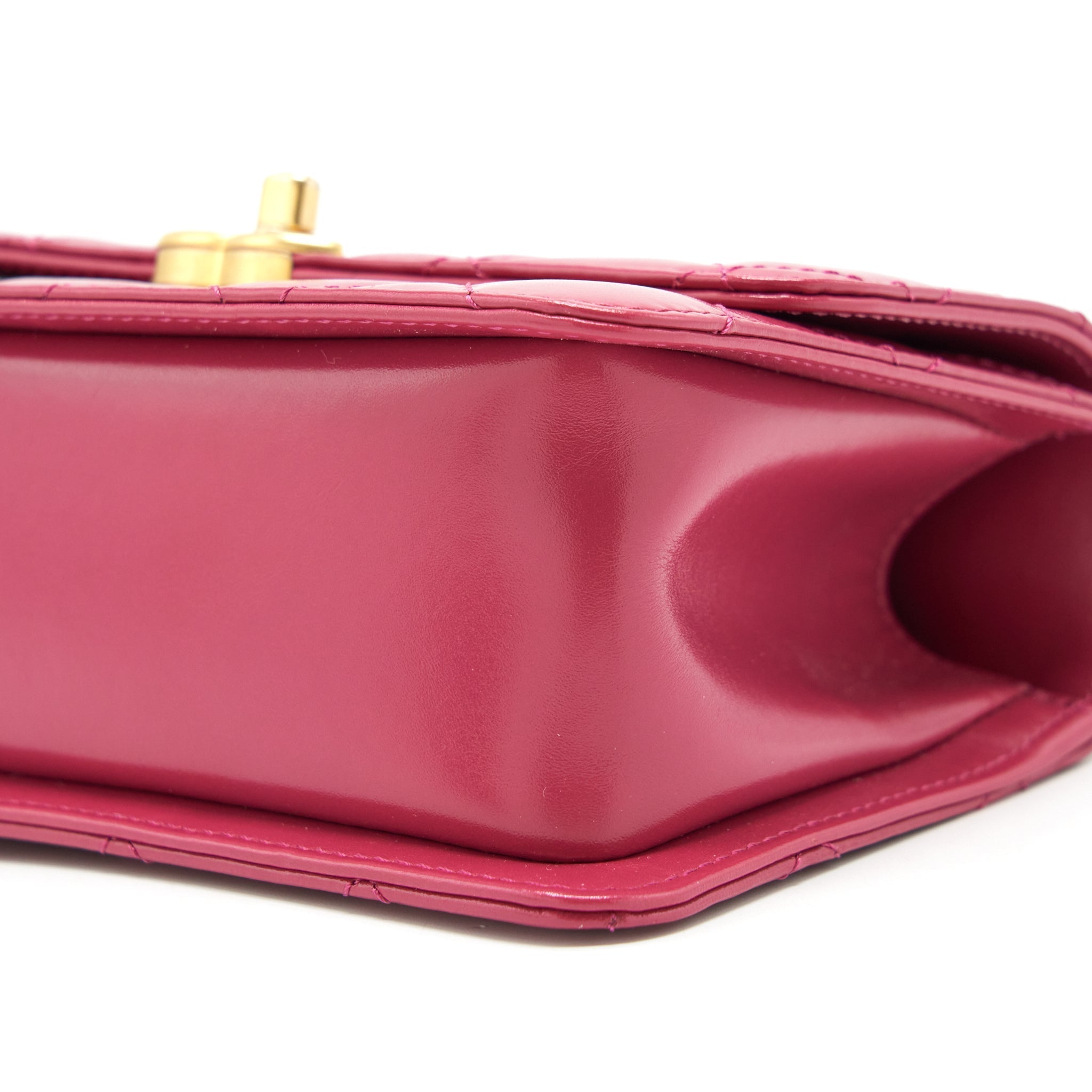 CHANEL 21A SMALL GOLD CRUSH FLAP BAG WITH CHAIN CALFSKIN RASPBERRY PINK GHW (MICROCHIP)