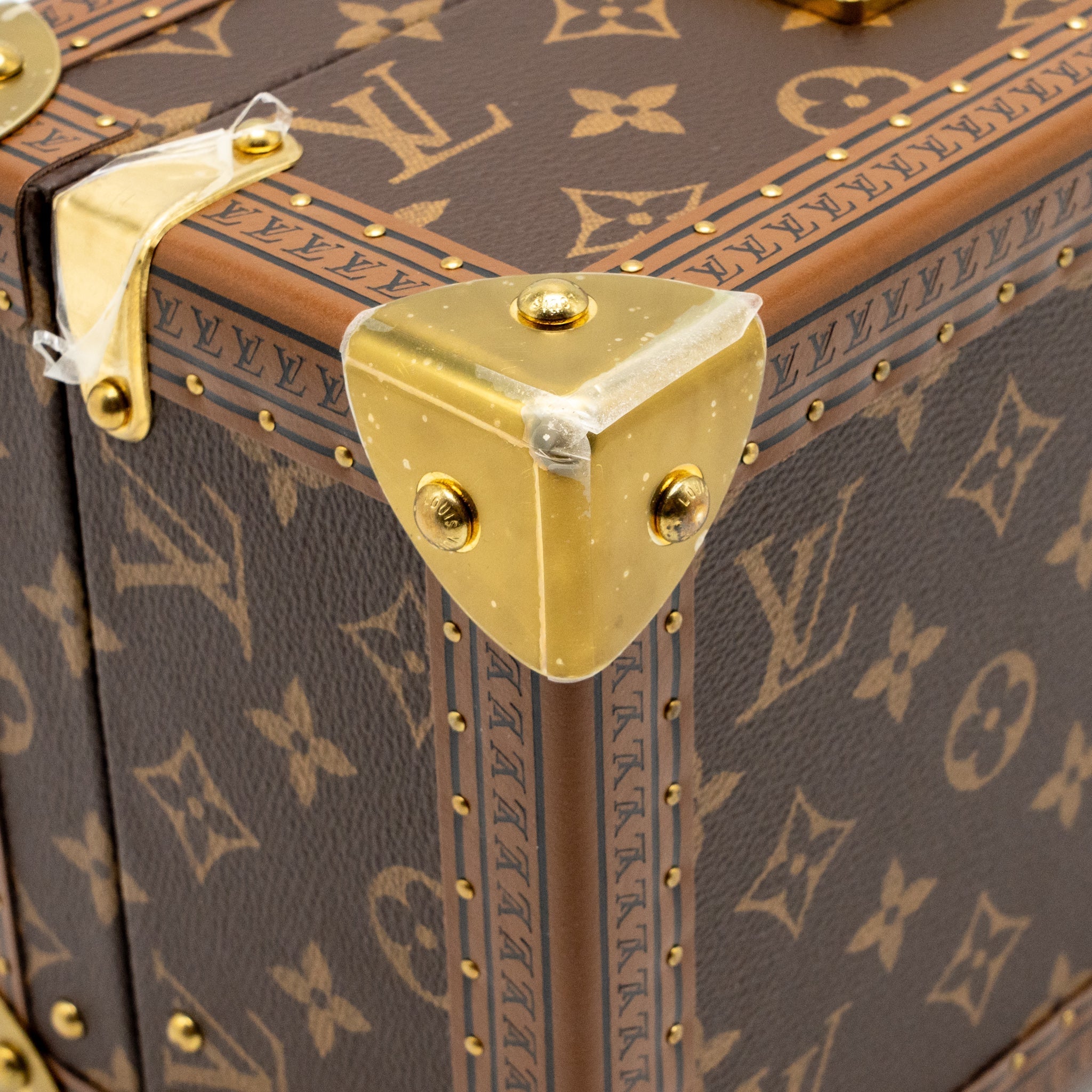 LOUIS VUITTON COFFRET TRESOR 24 MONOGRAM CANVAS GHW
