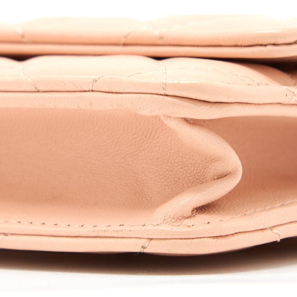CHANEL CLASSIC WALLET ON CHAIN LAMBSKIN LIGHT PINK LGHW