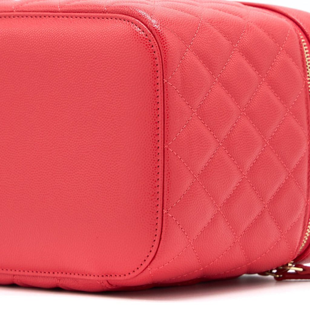 CHANEL TOP HANDLE VANITY CASE CAVIAR RED LGHW
