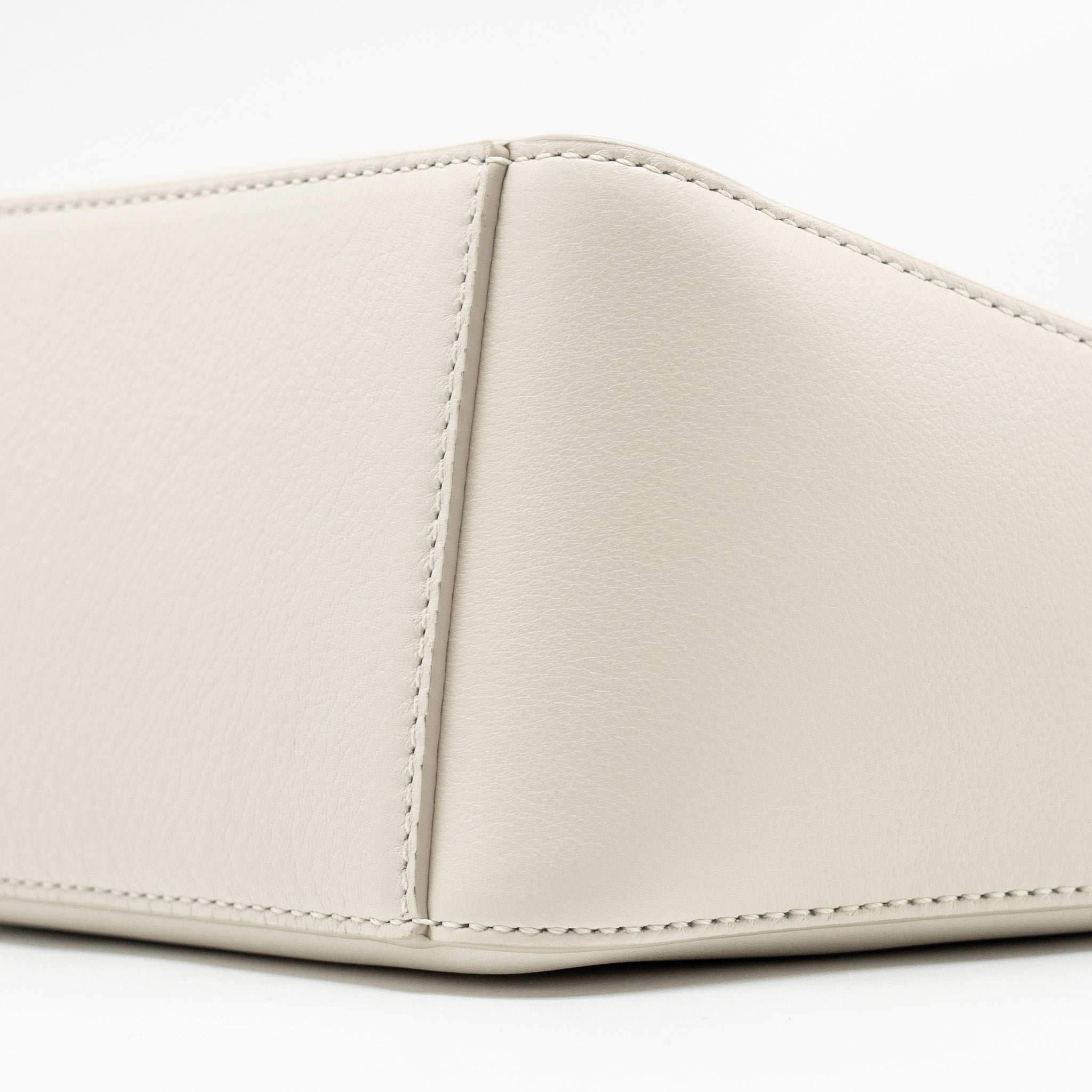 LOEWE MINI HAMMOCK HOBO CLASSIC CALFSKIN WHITE SHW
