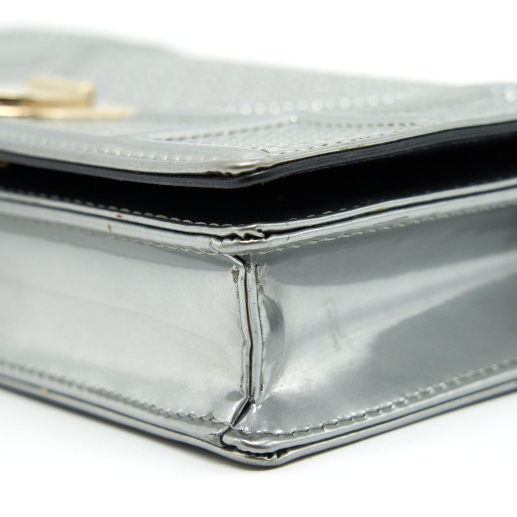 DIOR DIORAMA WALLET ON CHAIN METALLIC SILVER GHW