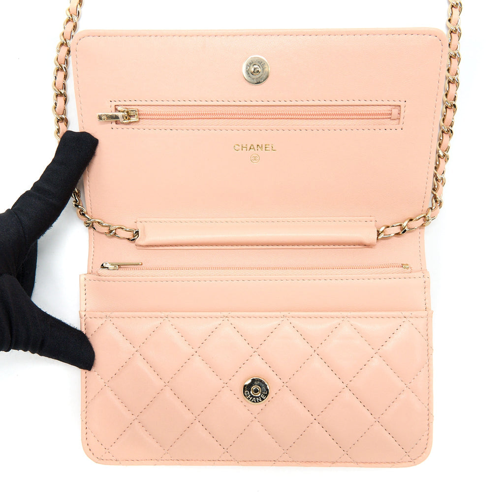 CHANEL CLASSIC WALLET ON CHAIN LAMBSKIN LIGHT PINK LGHW