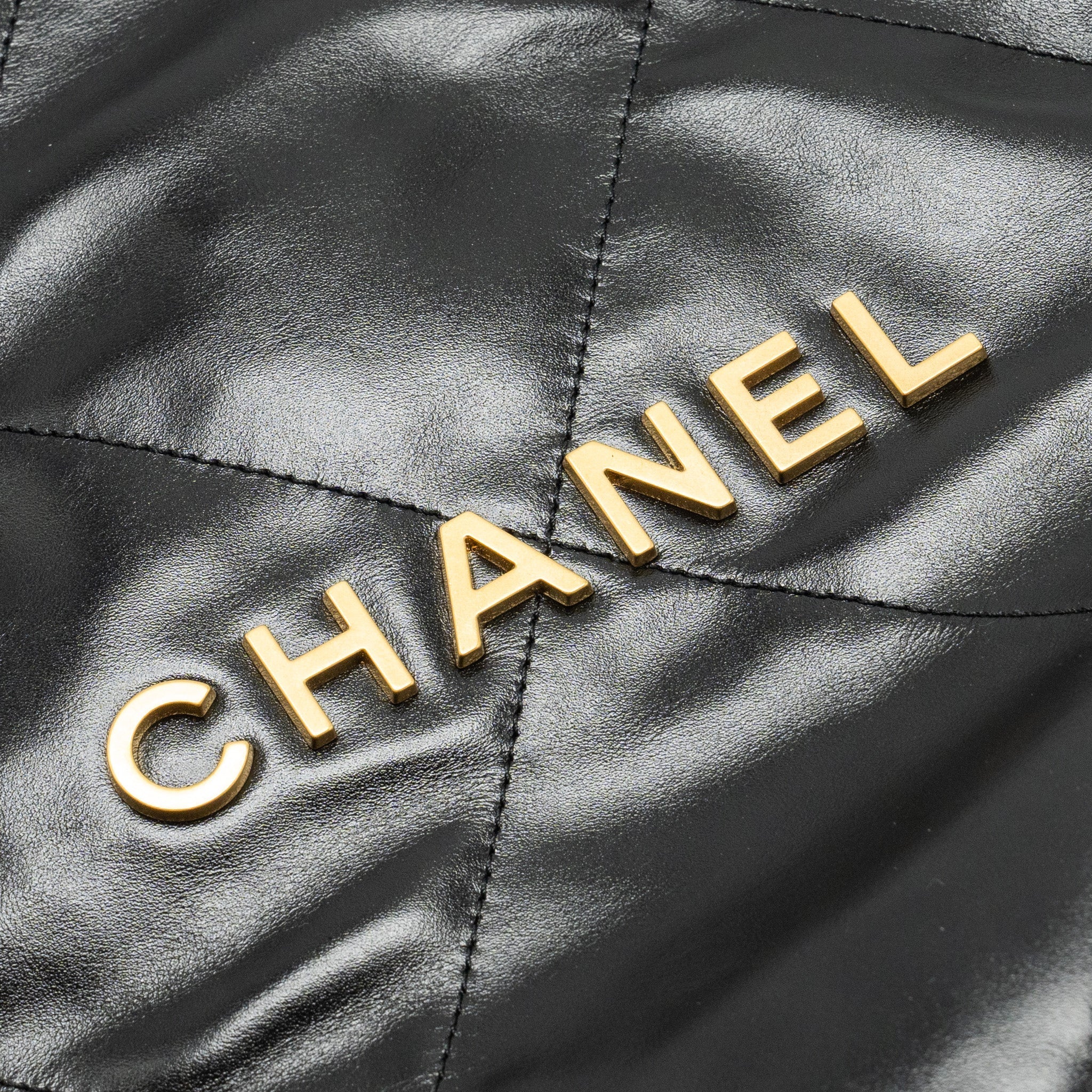 CHANEL SMALL 22 BAG SHINY CALFSKIN BLACK GHW (MICROCHIP)