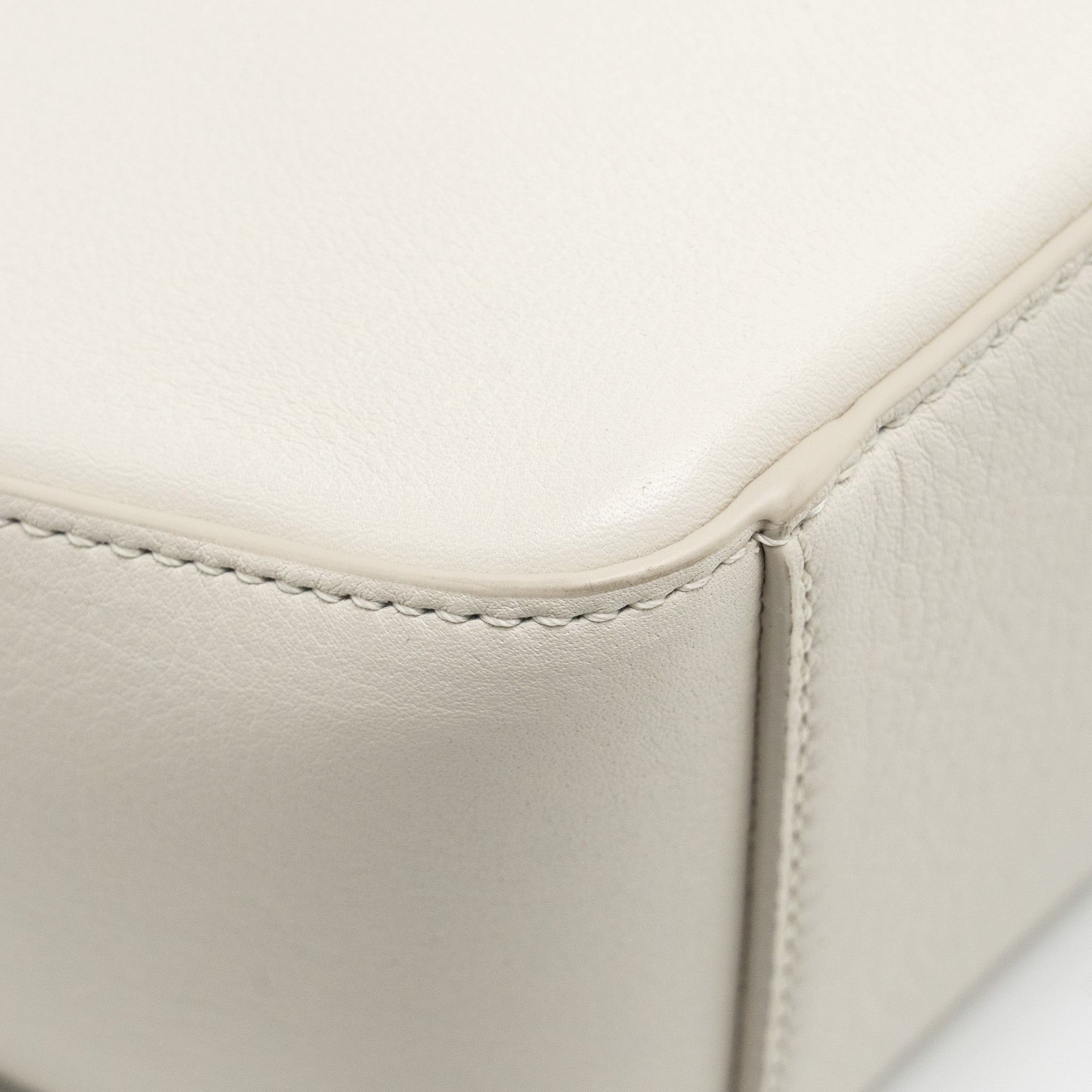 LOEWE MINI HAMMOCK HOBO CLASSIC CALFSKIN WHITE SHW