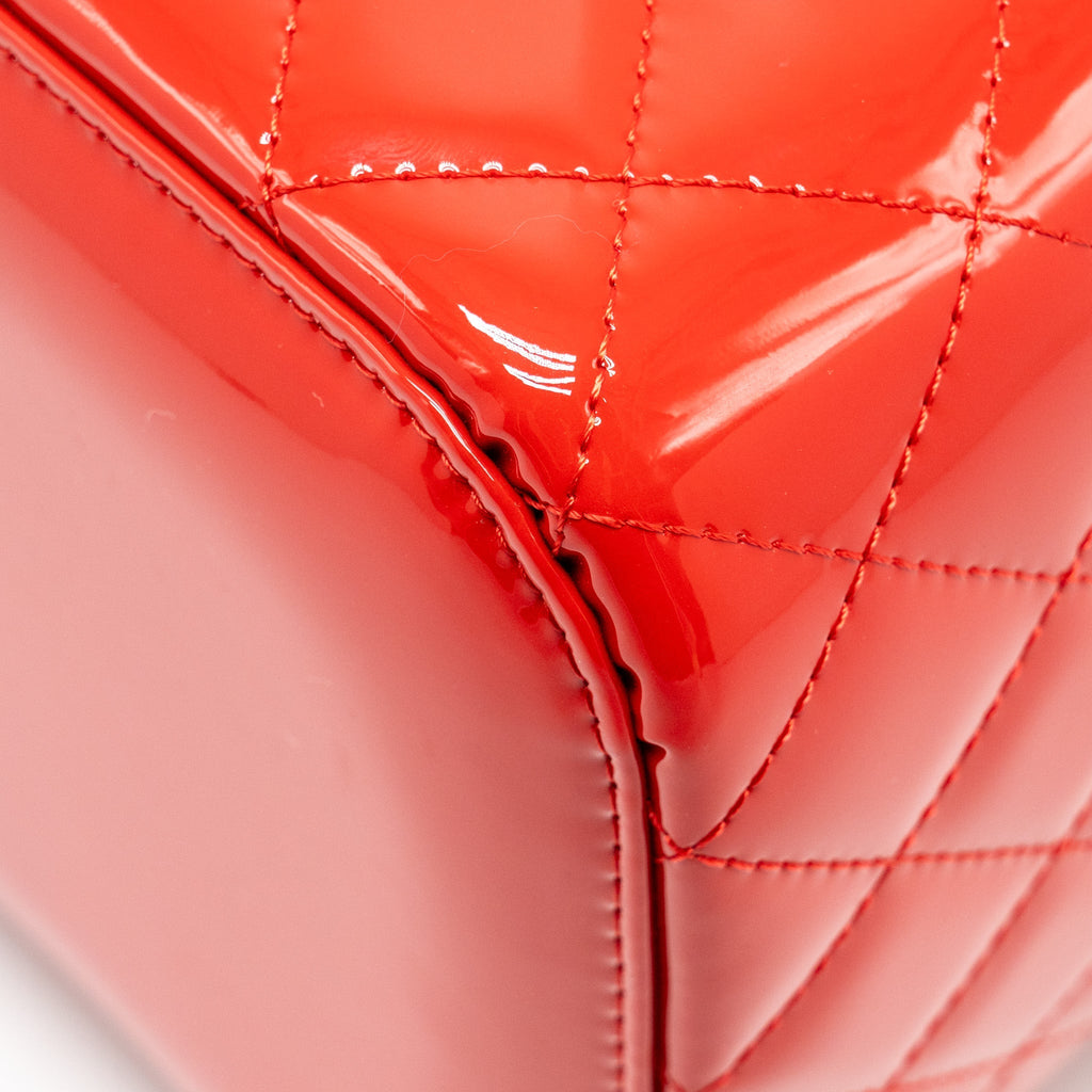 CHANEL LARGE VANITY POUCH PATENT RED GHW