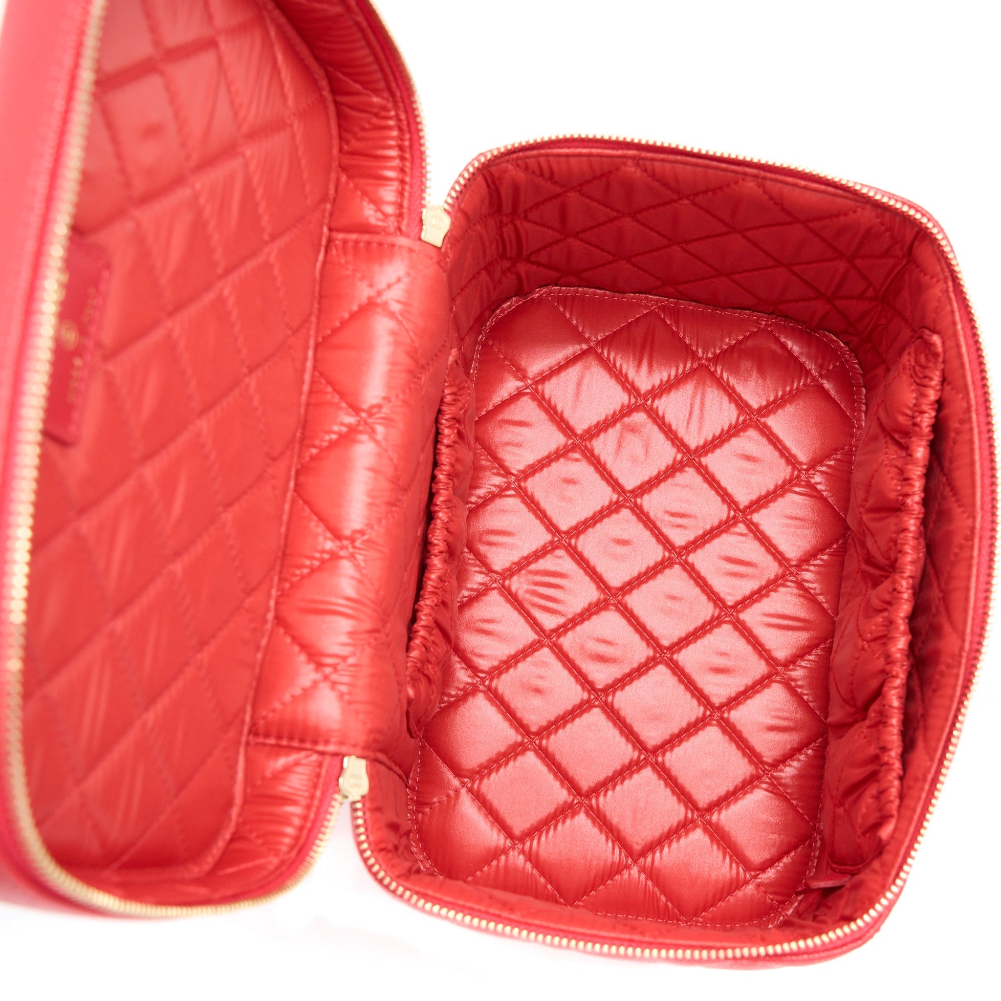 CHANEL TOP HANDLE VANITY CASE CAVIAR RED LGHW