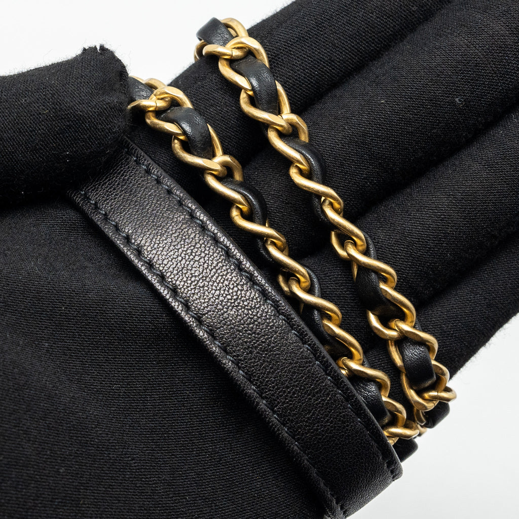 CHANEL VERTICAL PEARL FLAP BAG GOATSKIN BLACK GHW