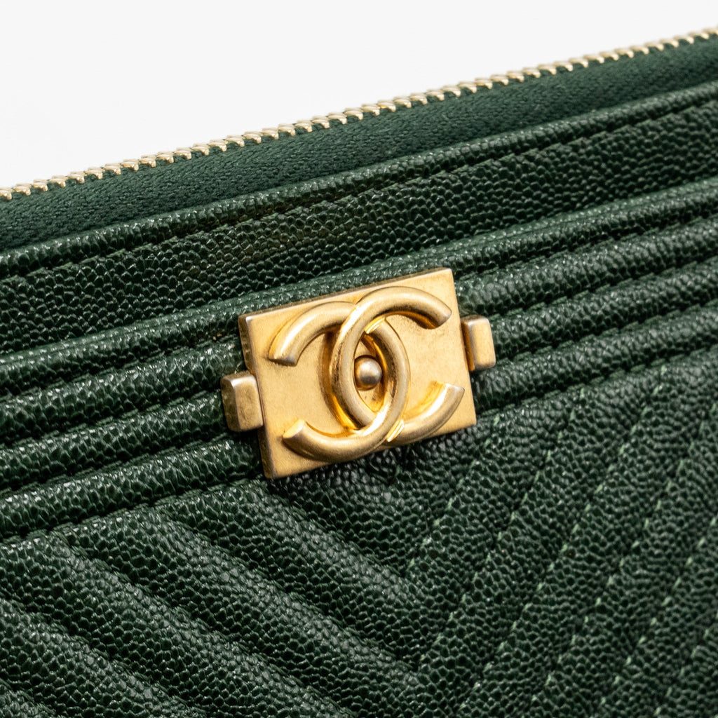 CHANEL CHEVRON BOY ZIP POUCH CAVIAR DARK GREEN GHW