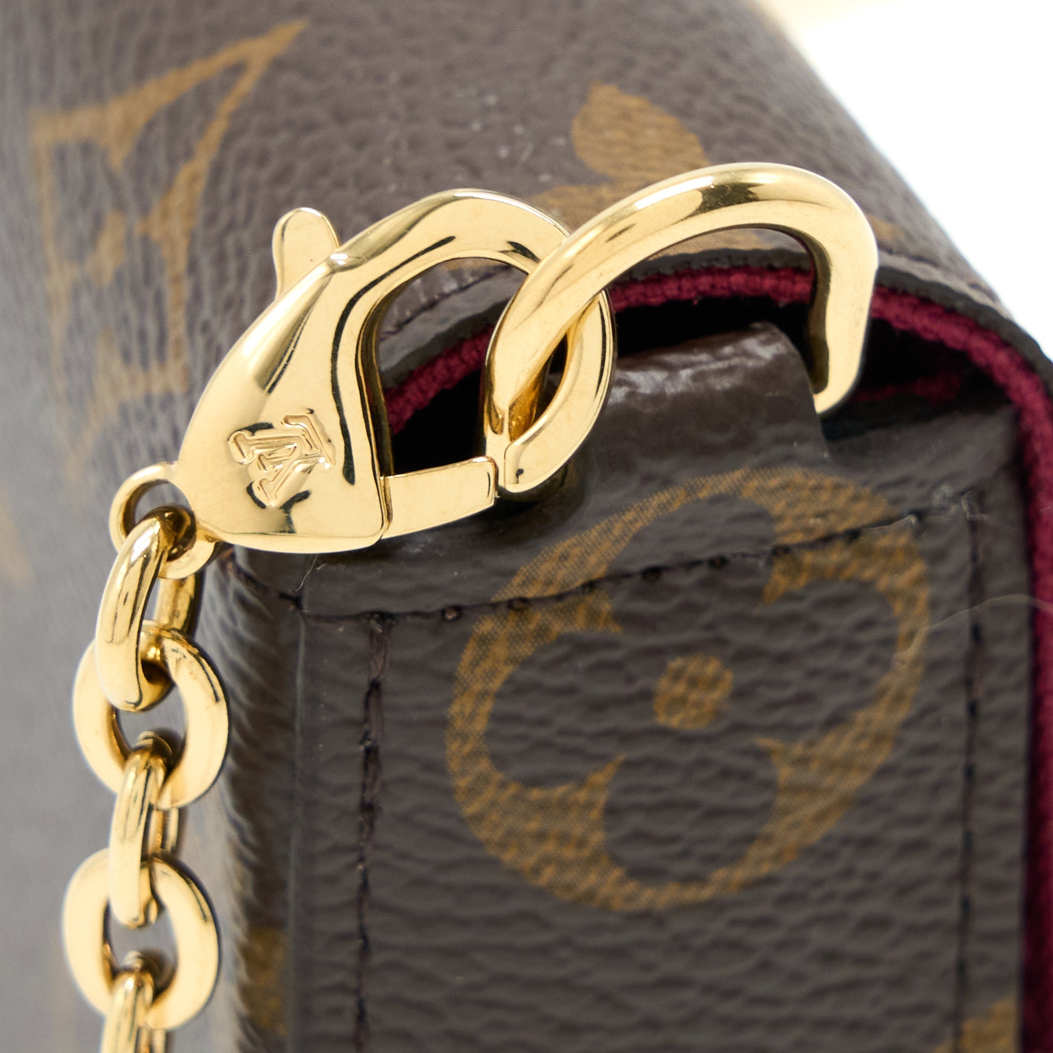 LOUIS VUITTON FELICIE POCHETTE MONOGRAM CANVAS RED GHW