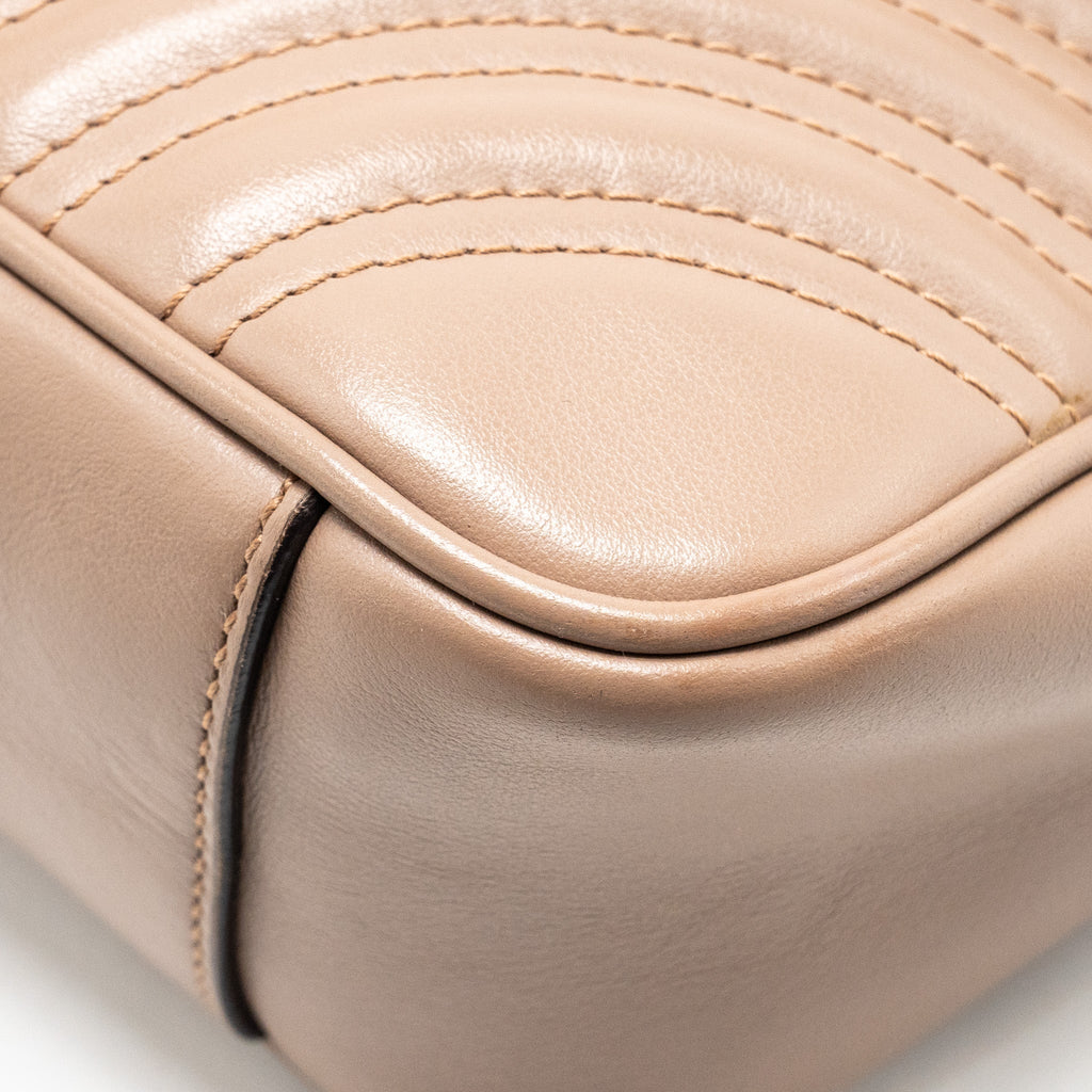 GUCCI SMALL GG MARMONT SHOULDER BAG CALFSKIN BEIGE GHW