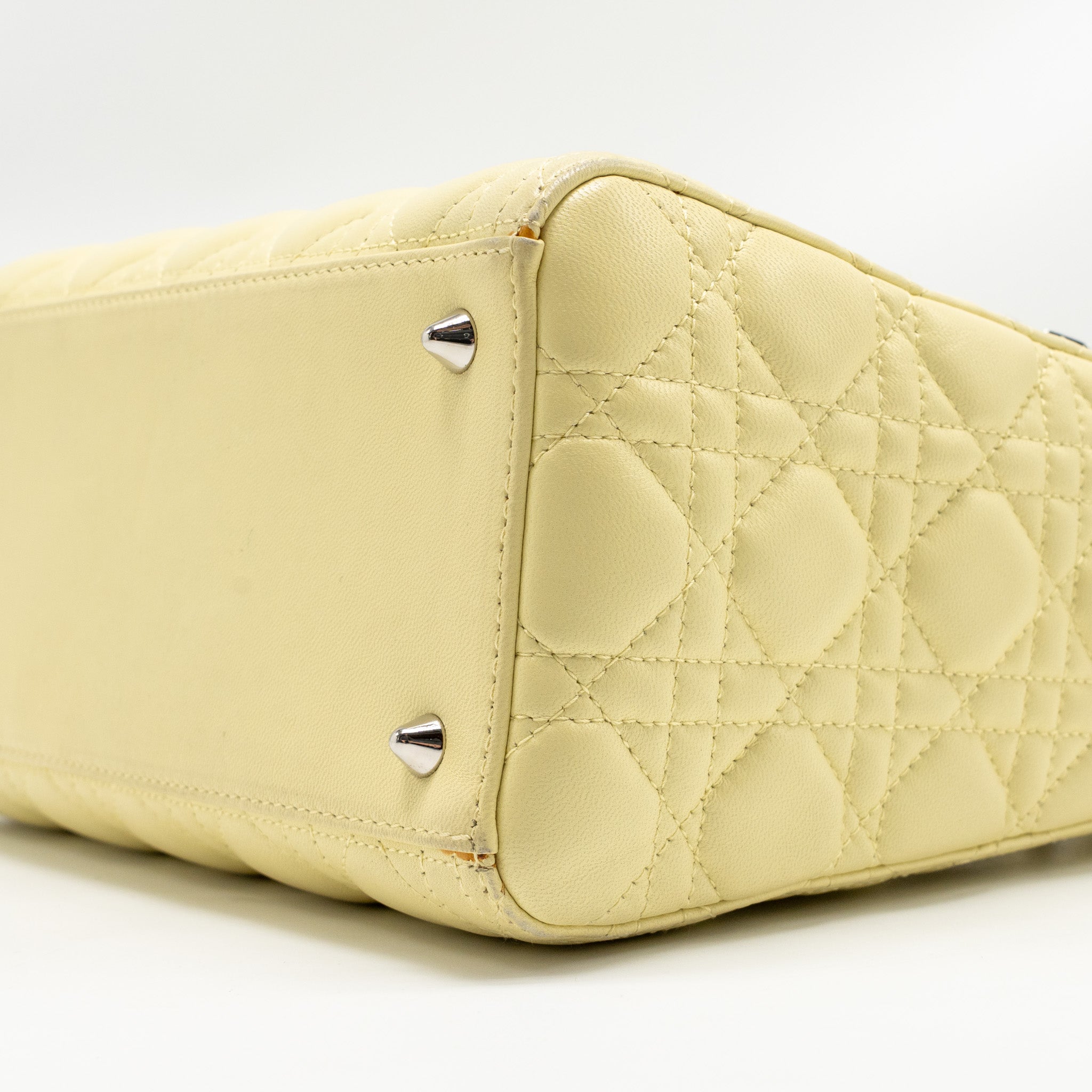 DIOR MEDIUM LADY DIOR LAMBSKIN LIGHT YELLOW SHW