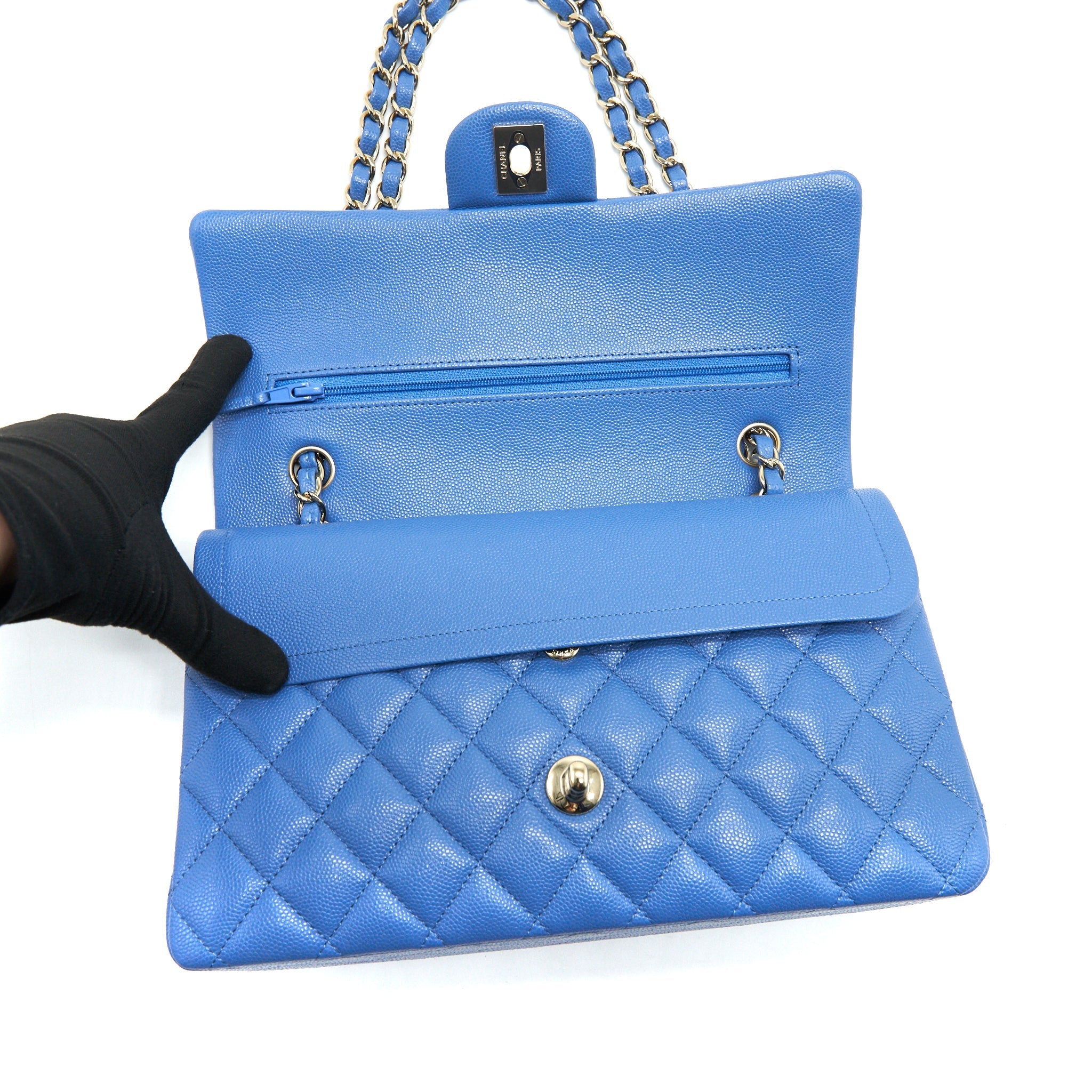 CHANEL MEDIUM CLASSIC DOUBLE FLAP 25CM BLUE CAVIAR LGHW