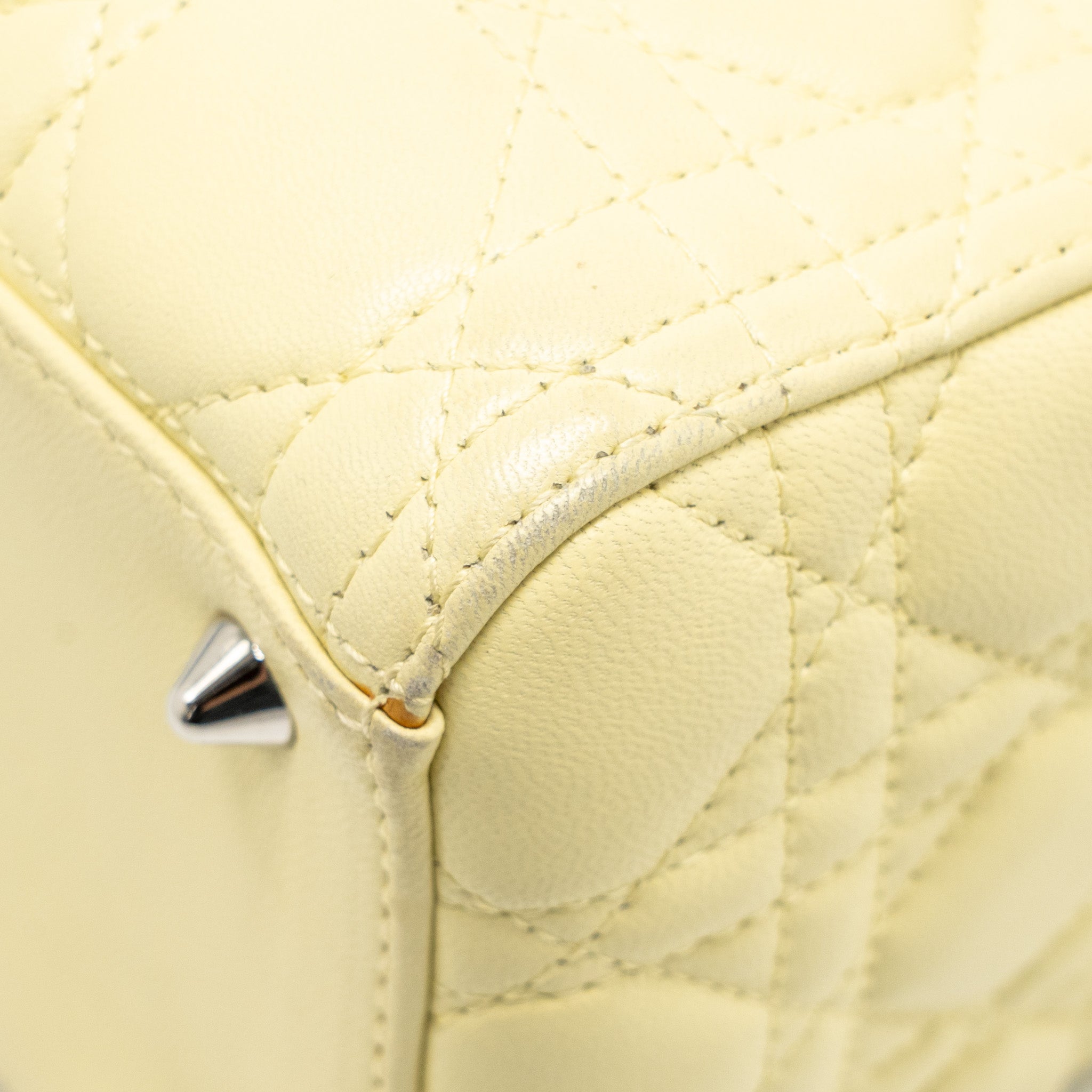 DIOR MEDIUM LADY DIOR LAMBSKIN LIGHT YELLOW SHW