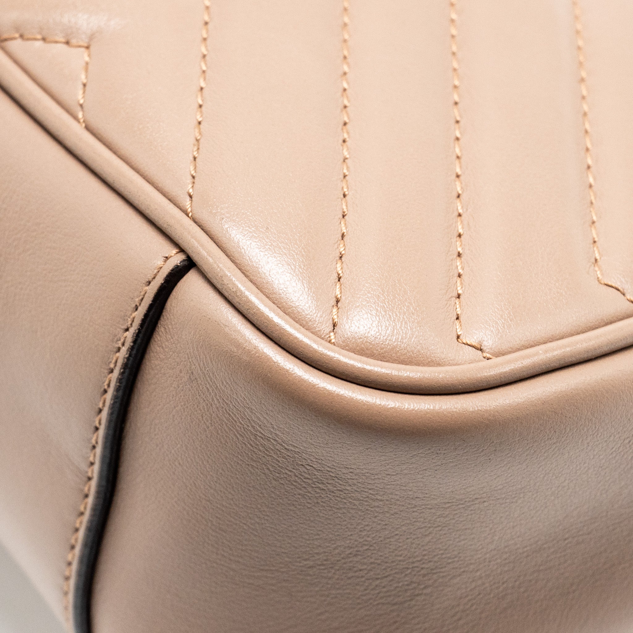 GUCCI SMALL GG MARMONT SHOULDER BAG CALFSKIN BEIGE GHW