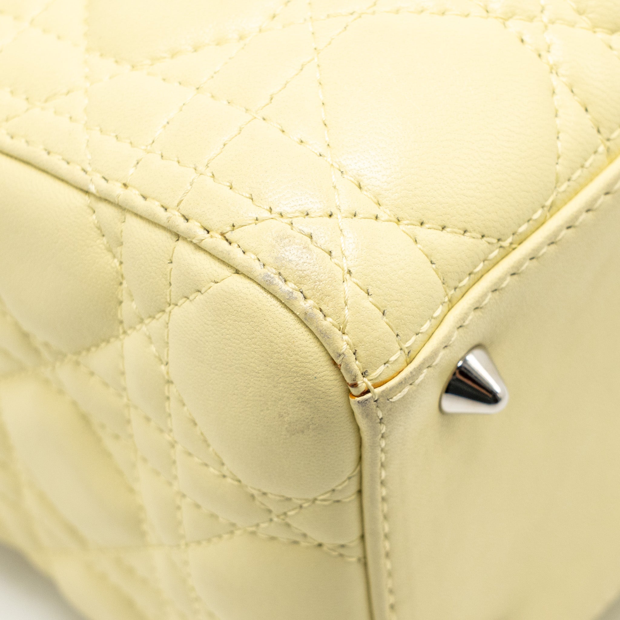 DIOR MEDIUM LADY DIOR LAMBSKIN LIGHT YELLOW SHW