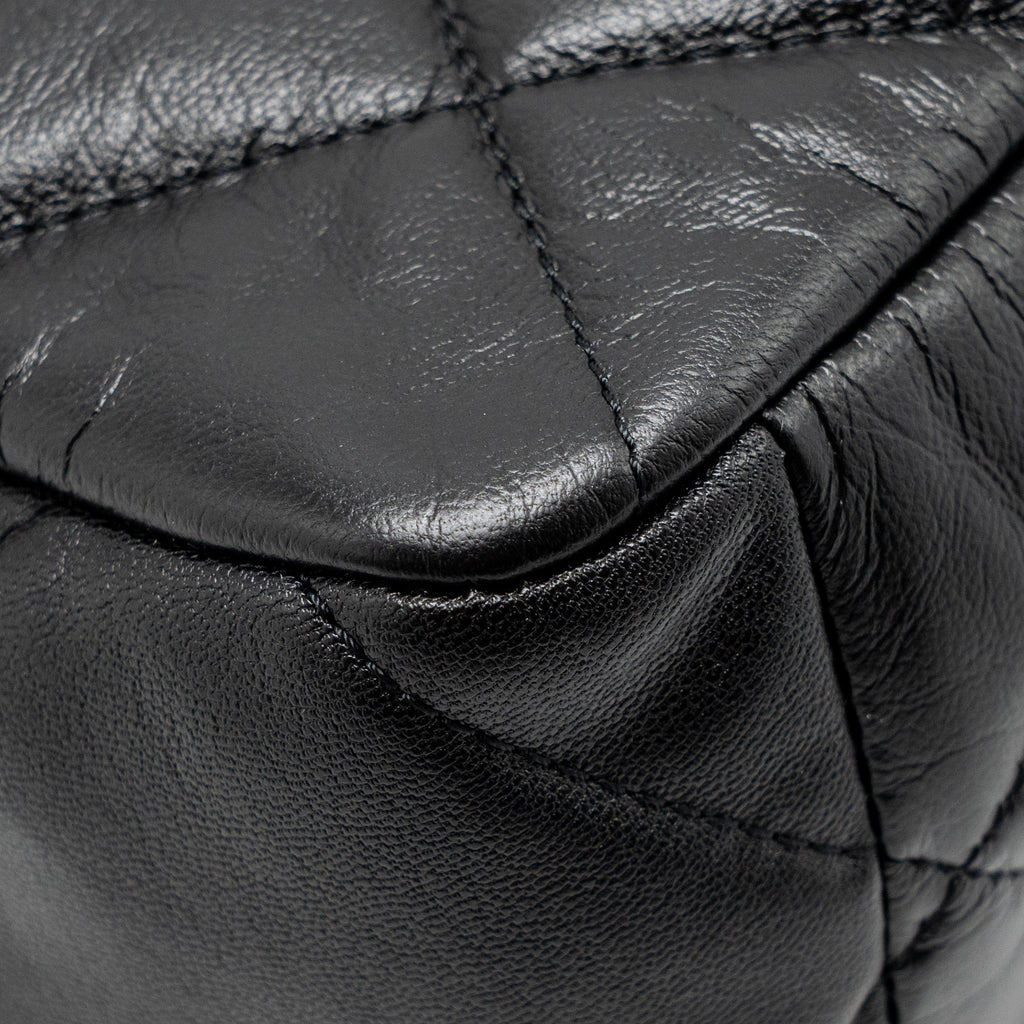 CHANEL LARGE 19 BAG GOATSKIN BLACK GHW