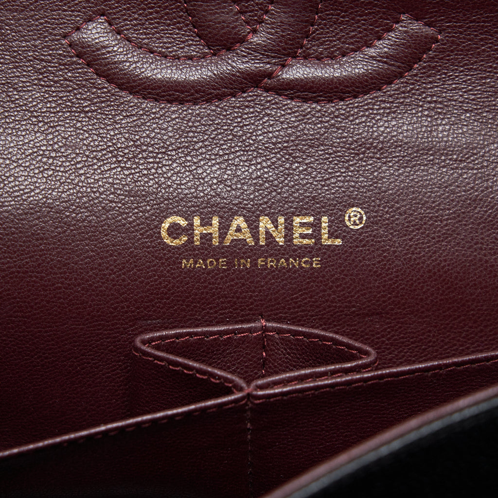 CHANEL CLASSIC DOUBLE FLAP MEDIUM BLACK CAVIAR GHW