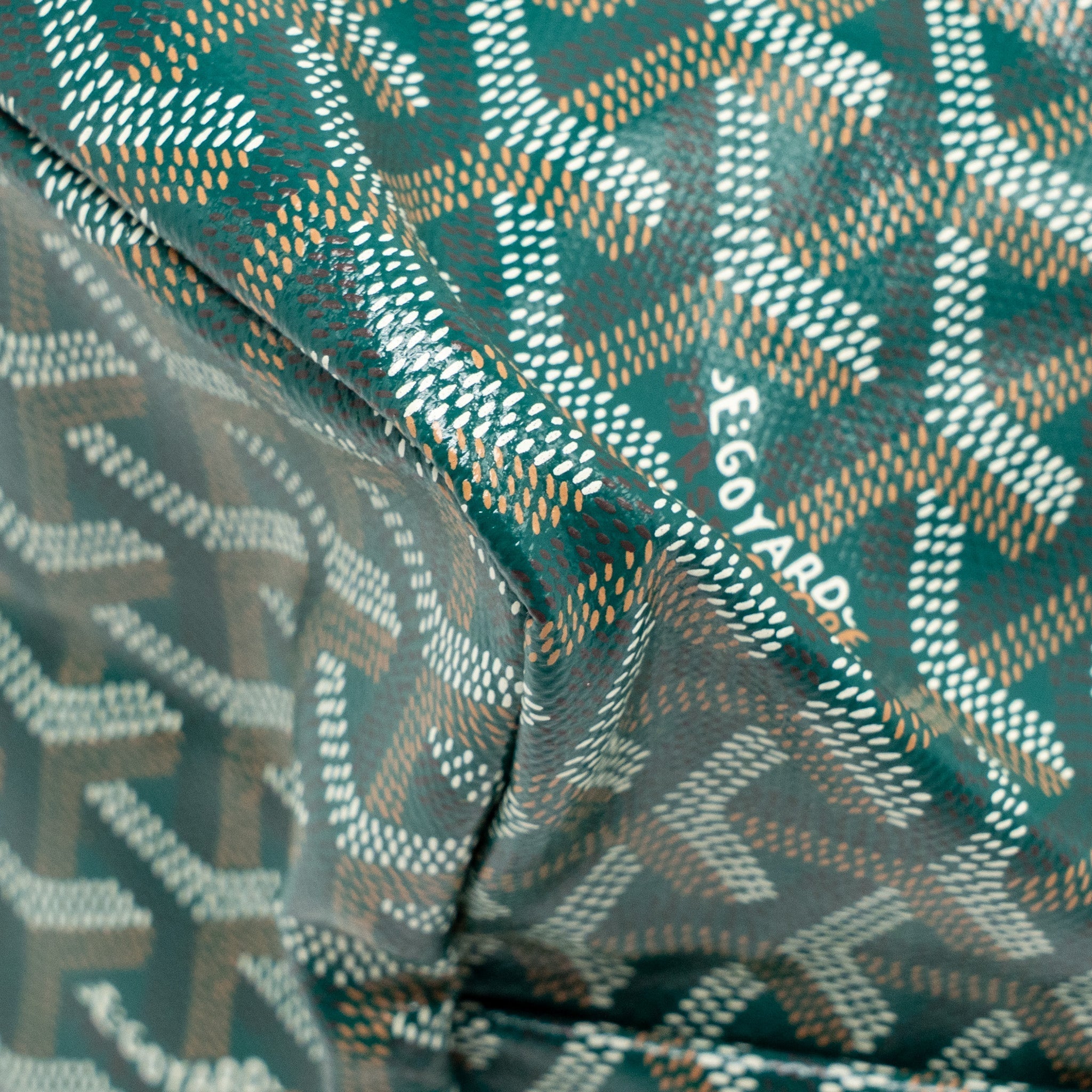 GOYARD SAINT LOUIS PM BAG GOYARDINE CANVAS/CHEVROCHES CALFSKIN GREEN SHW