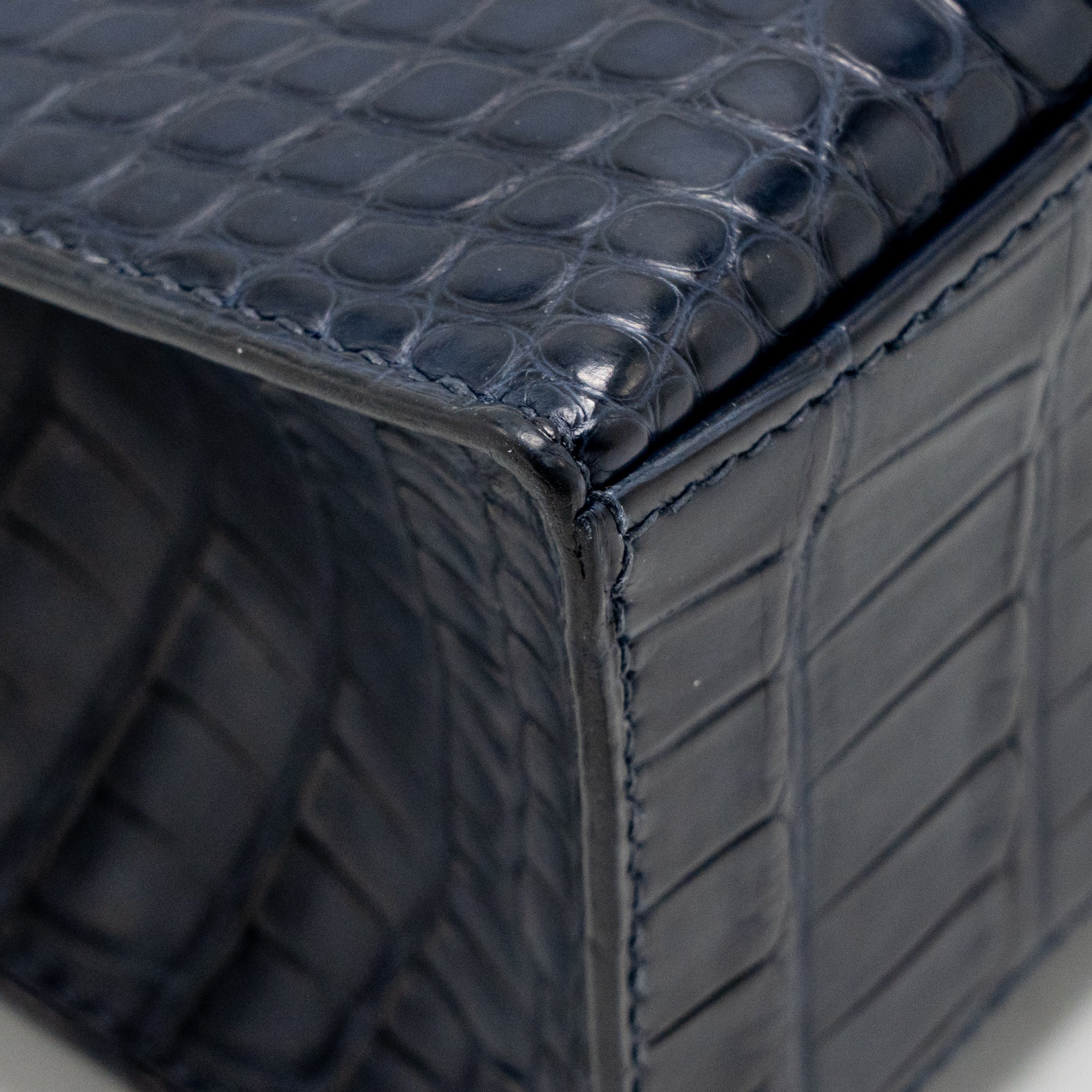HERMES KELLY POCHETTE MATT ALLIGATOR MISSISSIPPIENSIS BLUE INDIGO GHW