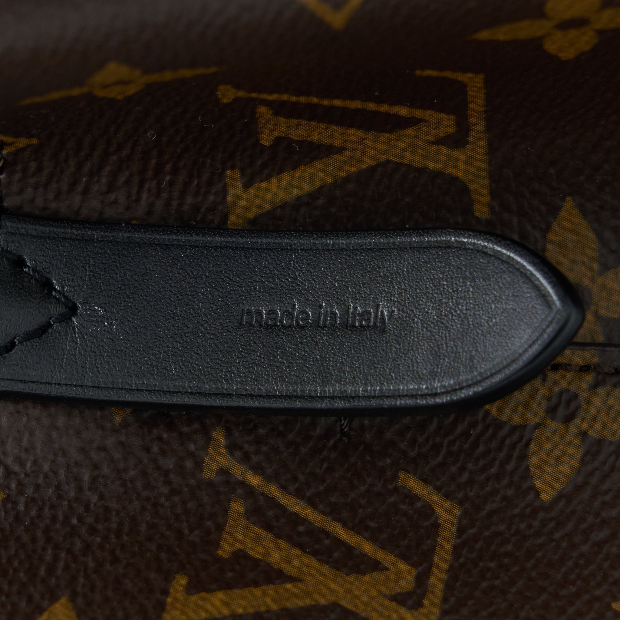 LOUIS VUITTON NEO NOE MM MONOGRAM CANVAS GHW