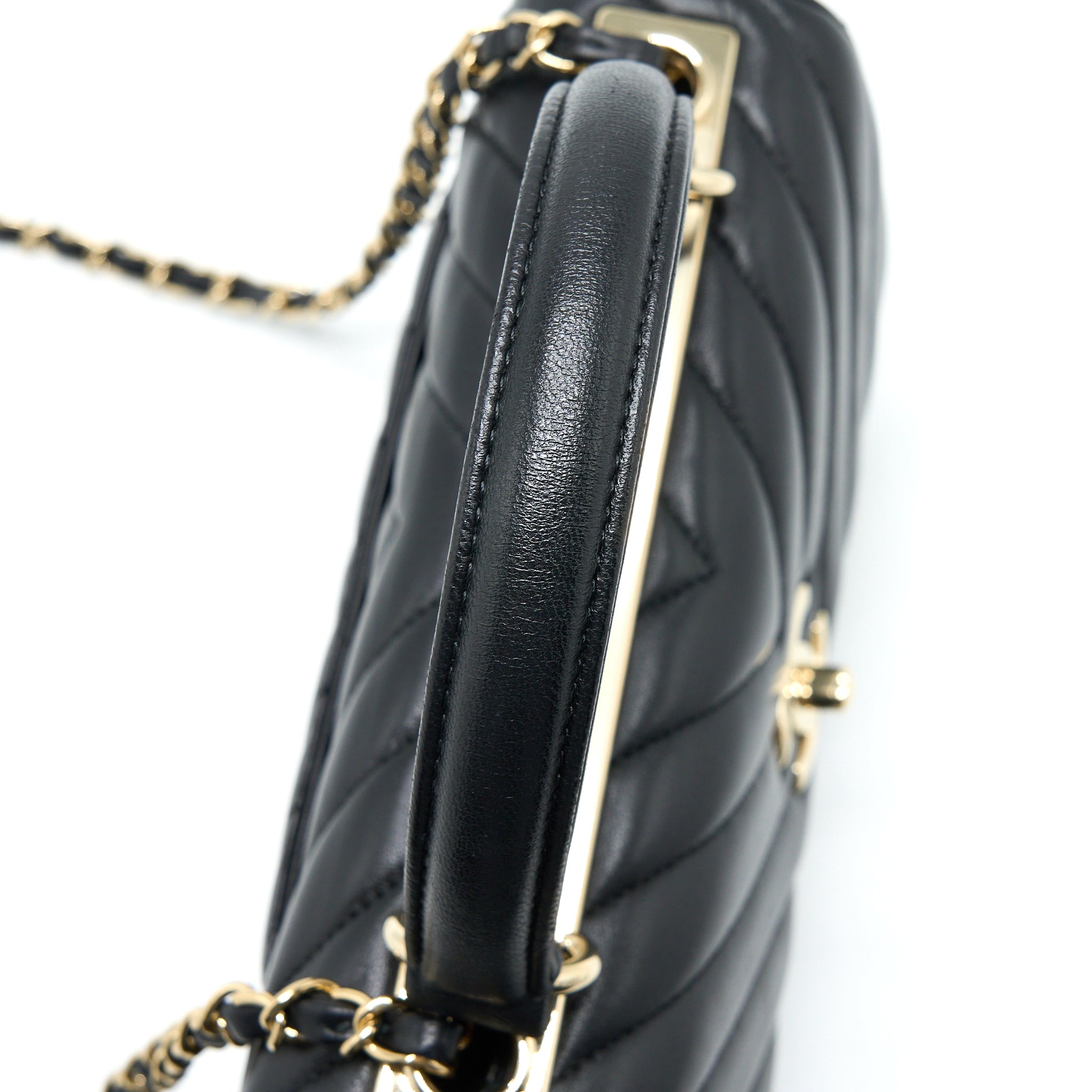 CHANEL CHEVRON TRENDY CC TOP HANDLE FLAP BAG LAMBSKIN BLACK LGHW