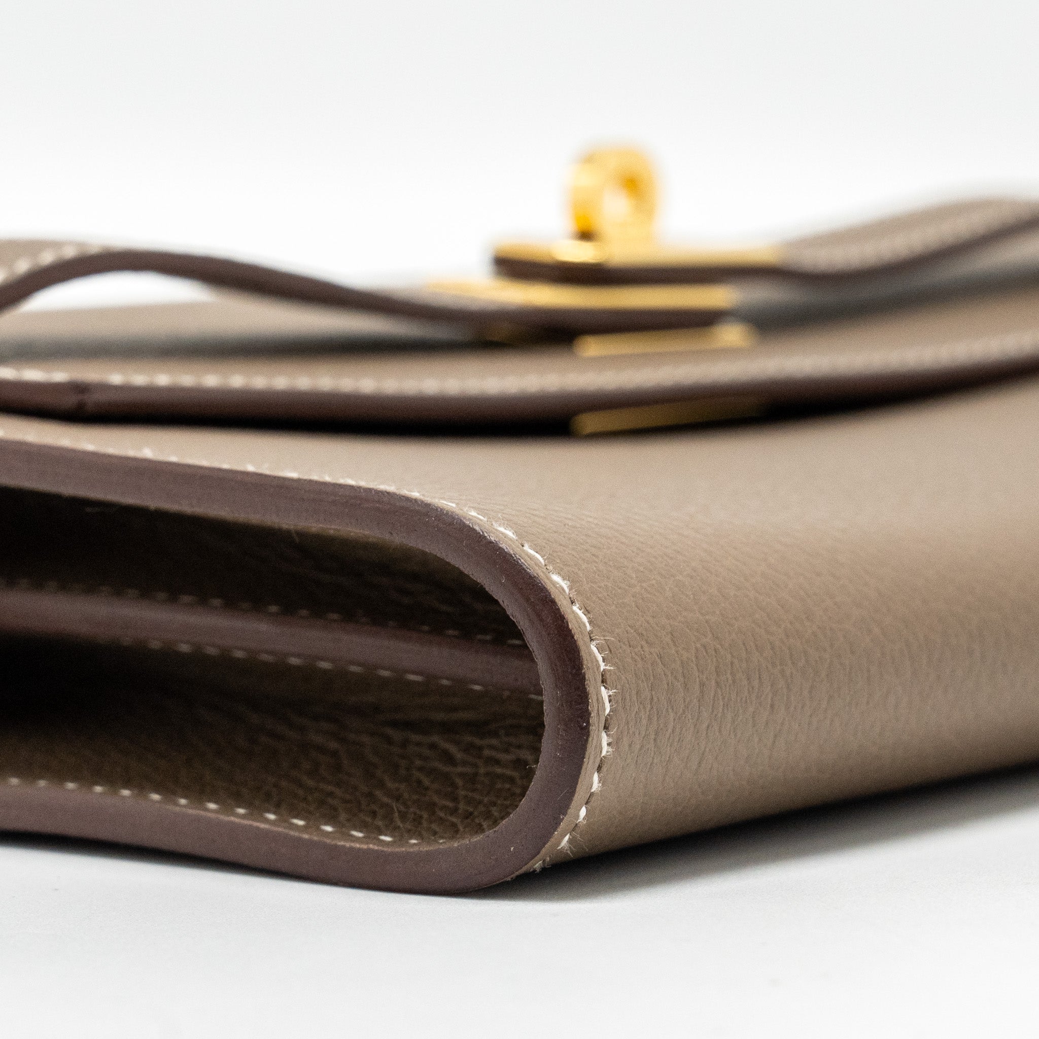 HERMES KELLY TO GO EVERCOLOR ETOUPE GHW