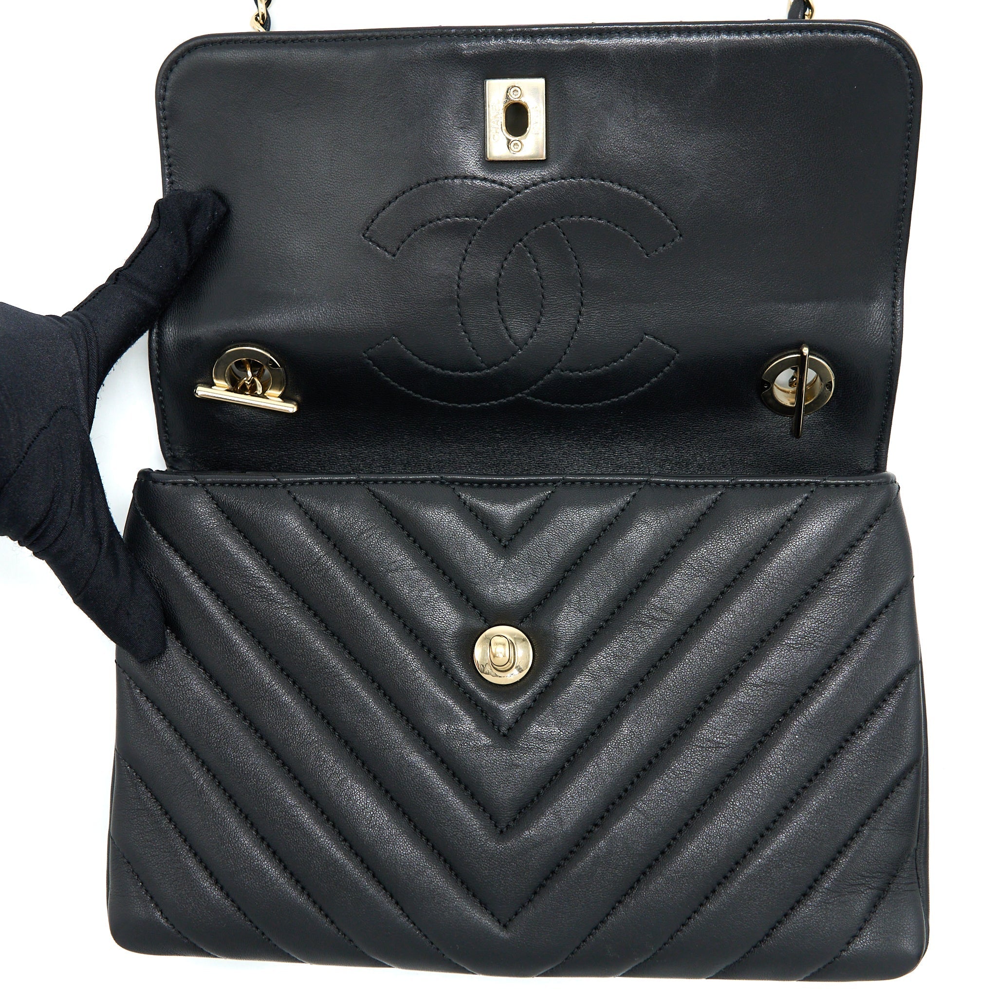CHANEL CHEVRON TRENDY CC TOP HANDLE FLAP BAG LAMBSKIN BLACK LGHW