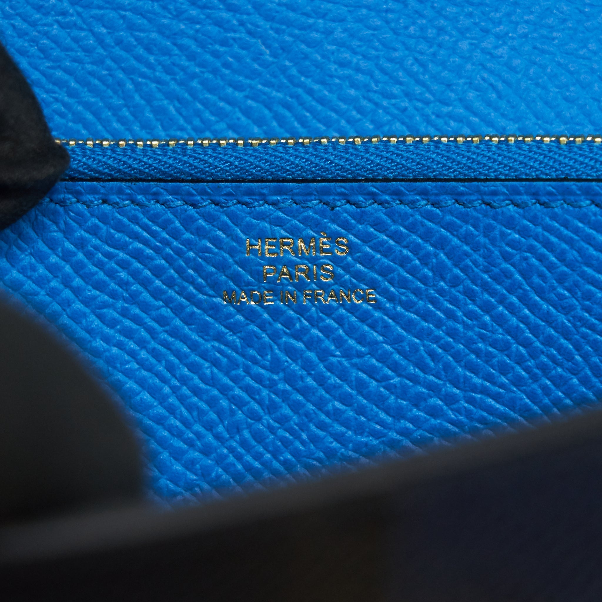 HERMES KELLY TO GO EPSOM BLEU INDIGO/ NOIR/ BLEU FRIDA GHW