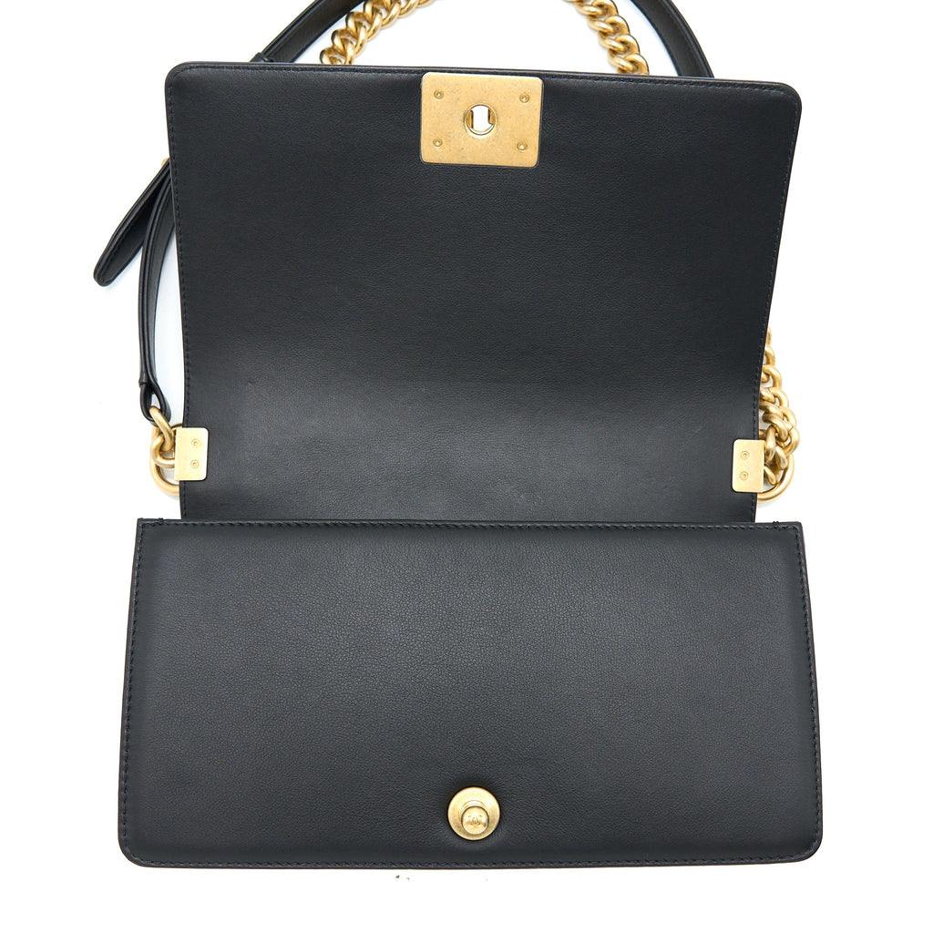 CHANEL MEDIUM BOY BAG CALFSKIN BLACK BRUSHED GHW