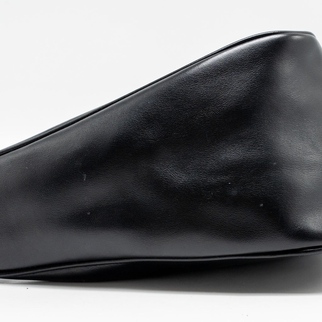 PRADA TRIANGLE SHOULDER BAG LEATHER BLACK SHW