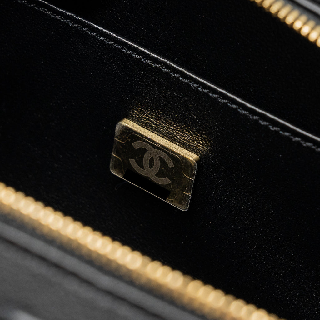CHANEL 22B SMALL VANITY CASE CALFSKIN BLACK GHW (MICROCHIP)