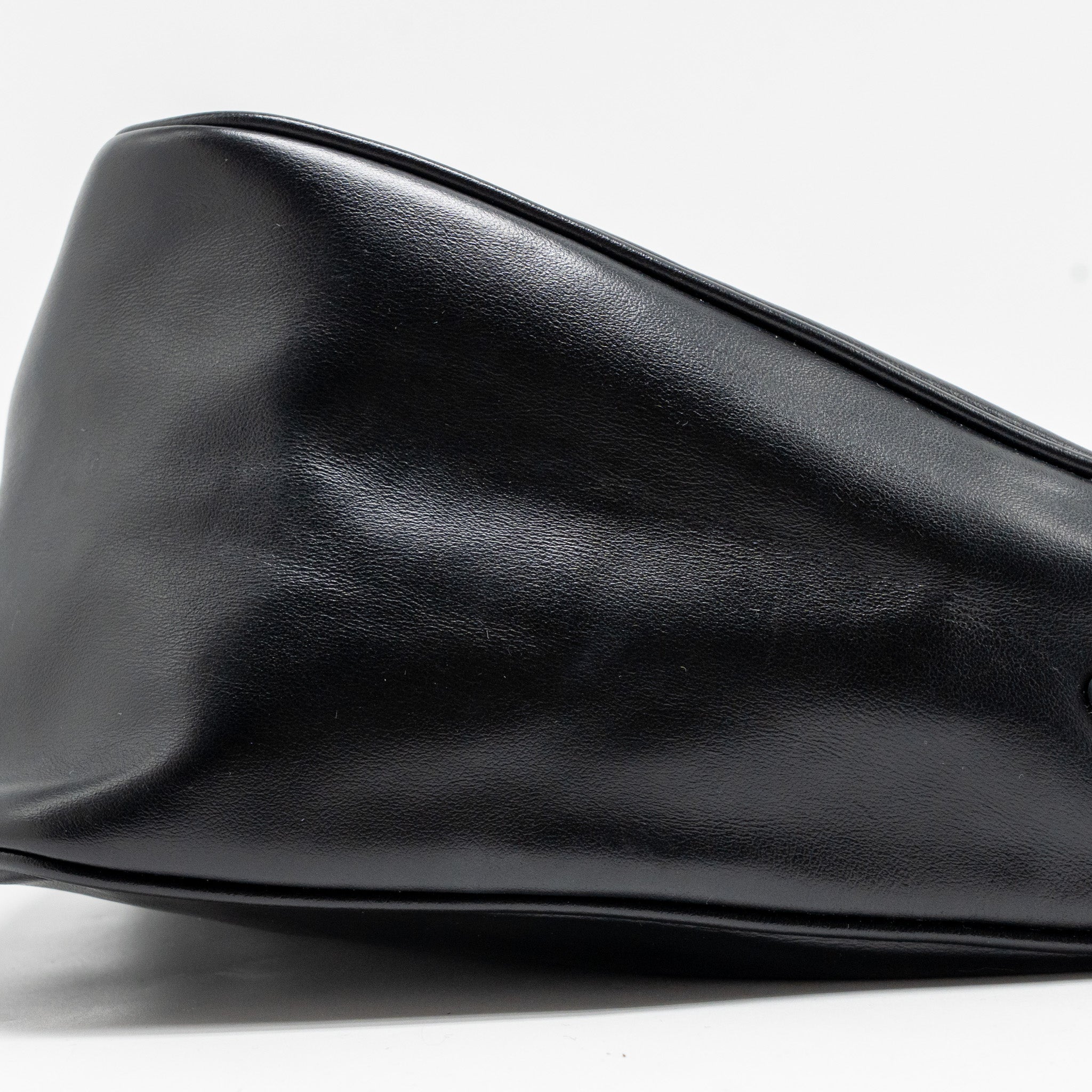PRADA TRIANGLE SHOULDER BAG LEATHER BLACK SHW