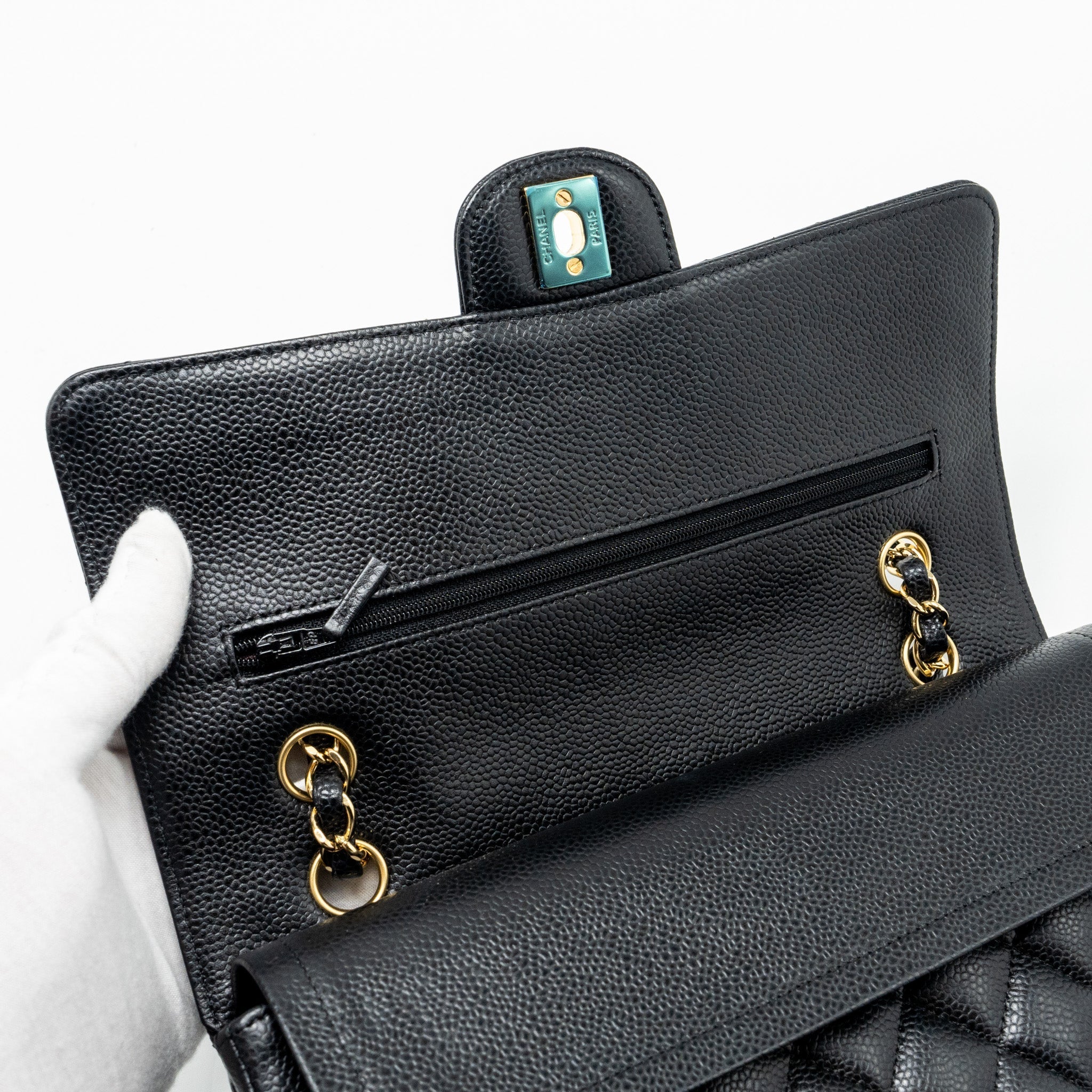 CHANEL MEDIUM CLASSIC DOUBLE FLAP BAG CAVIAR BLACK GHW
