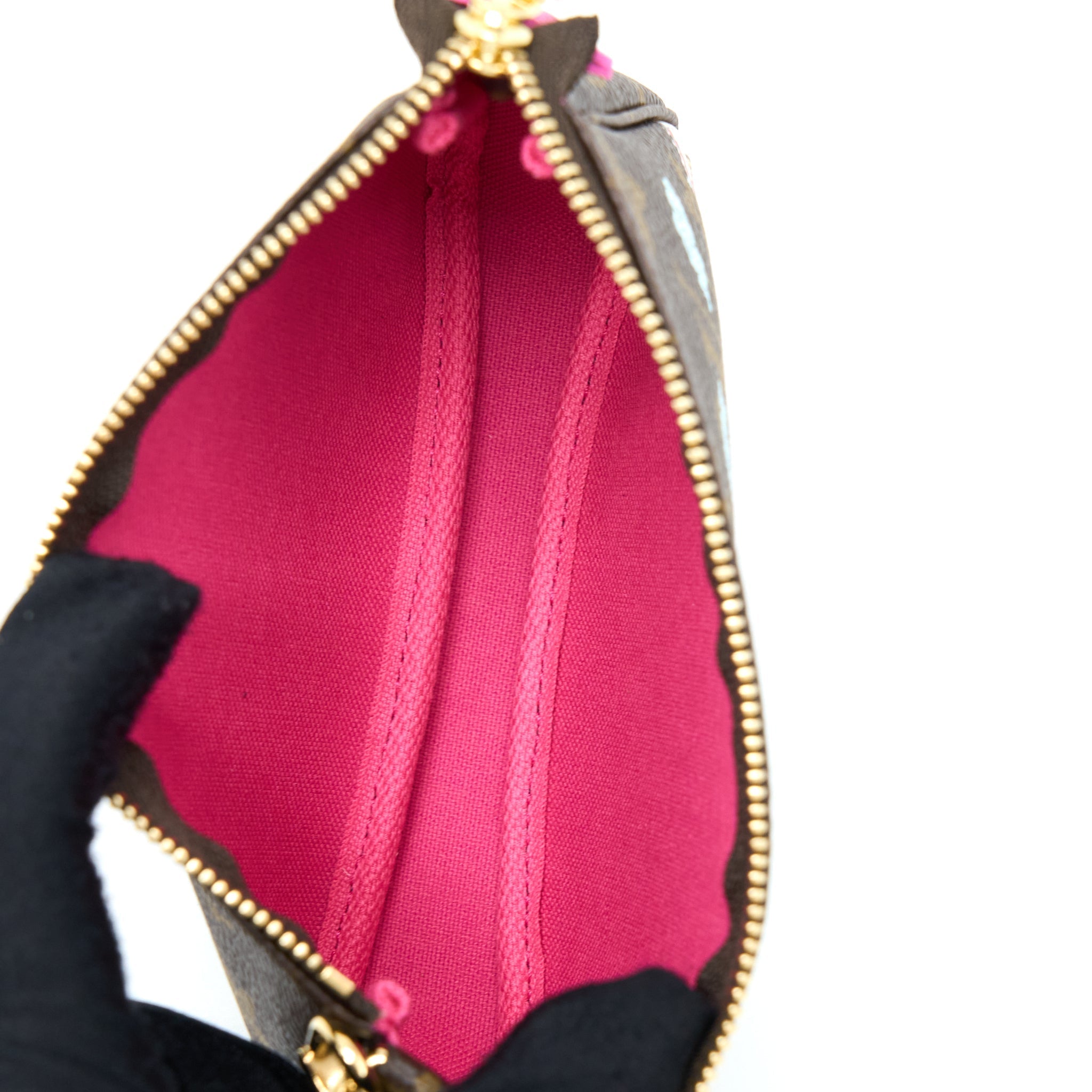 LOUIS VUITTON 2022 CHRISTMAS LIMITED MINI POCHETTE ACCESSORIES MONOGRAM CANVAS SEOUL BOUTIQUE GHW