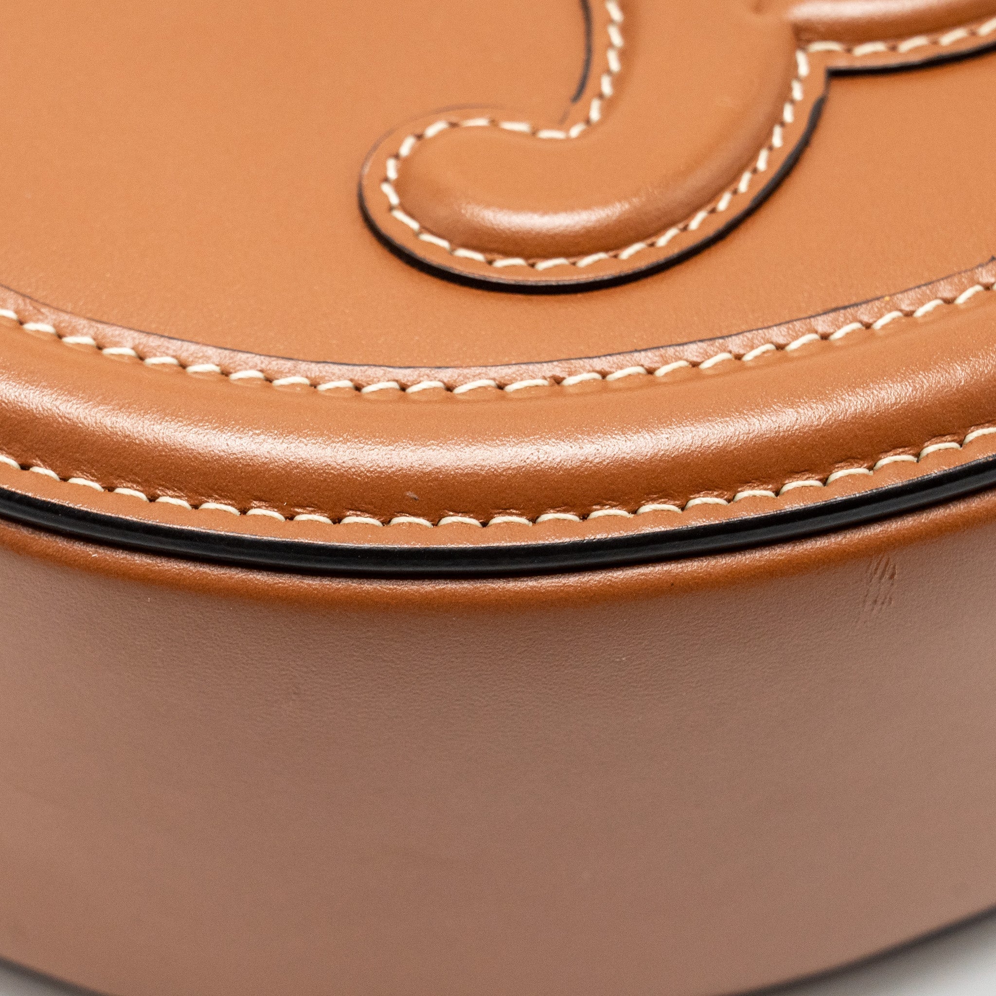 CELINE OVAL BAG SMOOTH CALFSKIN TAN GHW