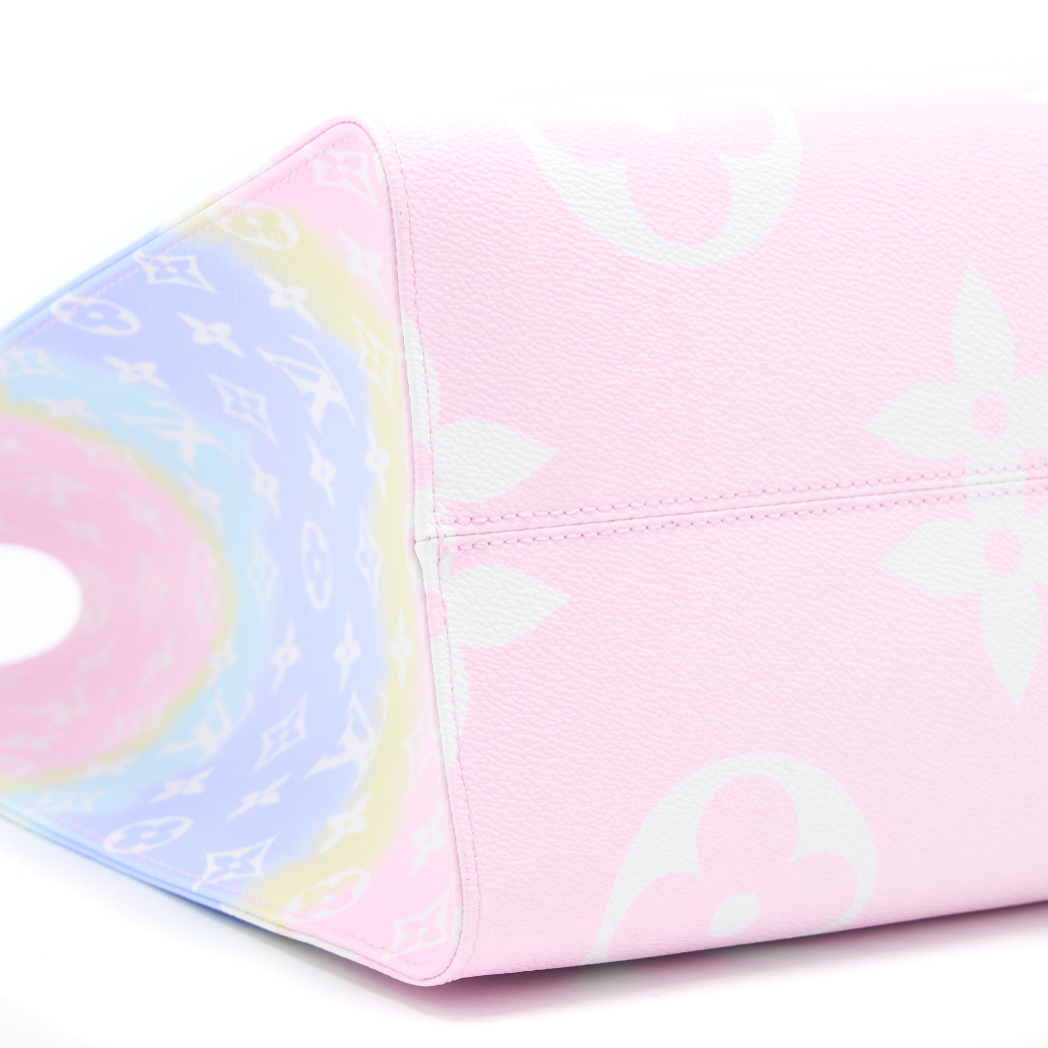 LOUIS VUITTON ESCALE ONTHEGO GM TOTE BAG PASTEL MONOGRAM CANVAS SHW