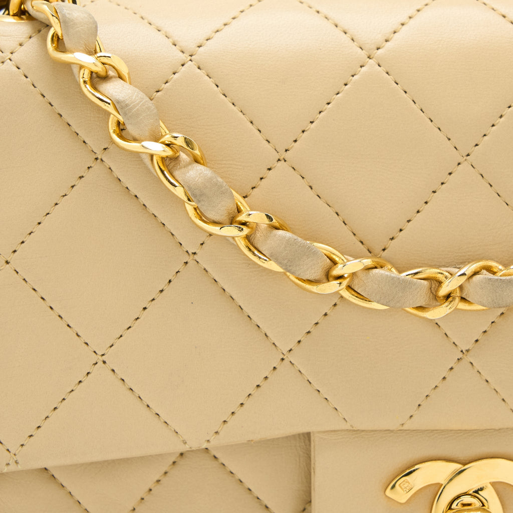 CHANEL VINTAGE SMALL CLASSIC DOUBLE FLAP BAG LAMBSKIN BEIGE GHW