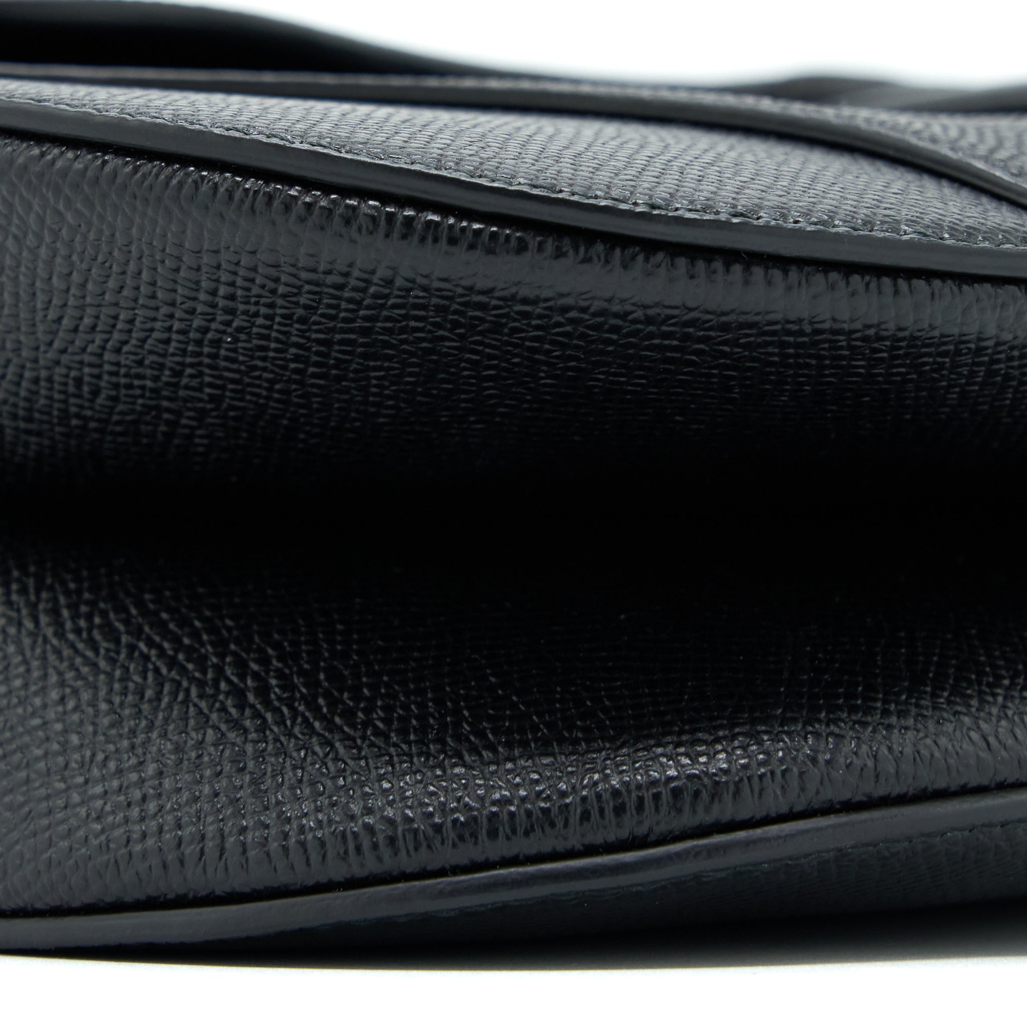 DIOR MEDIUM SADDLE BAG WITH STRAP GRAINED CALFSKIN BLACK GHW