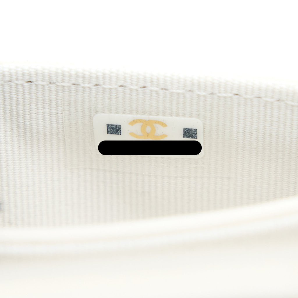 CHANEL 19 FLAP CARD HOLDER LAMBSKIN WHITE BRUSHED GHW (MICROCHIP)