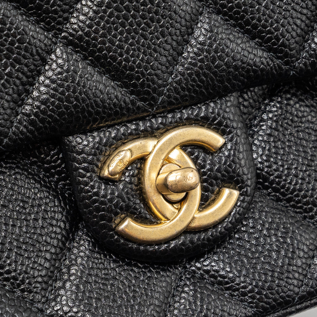 CHANEL 21A CHAIN SOUL FLAP BAG GRAINED CALFSKIN BLACK GHW (MICROCHIP)